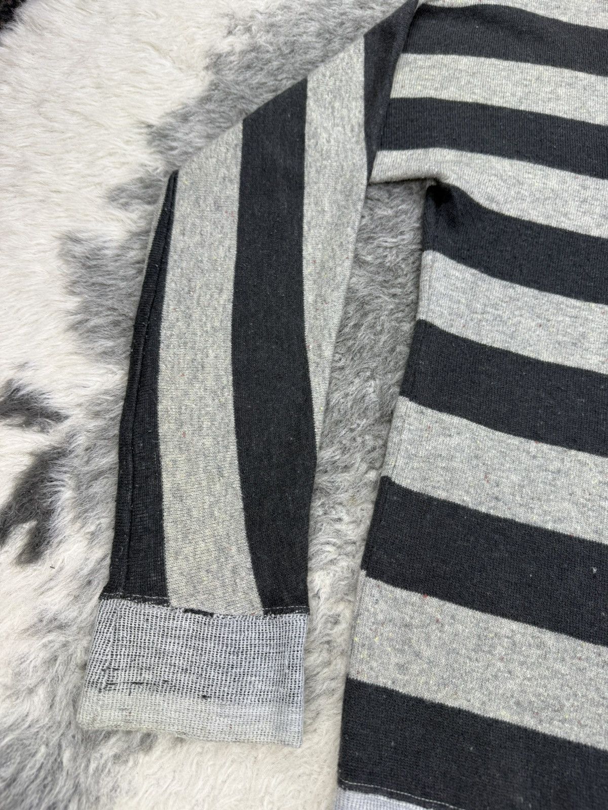 Final Home 90’s RARE Issey Miyake FINAL HOME "Prison Stripes" Cardigan Size US S / EU 44-46 / 1 - 10 Thumbnail