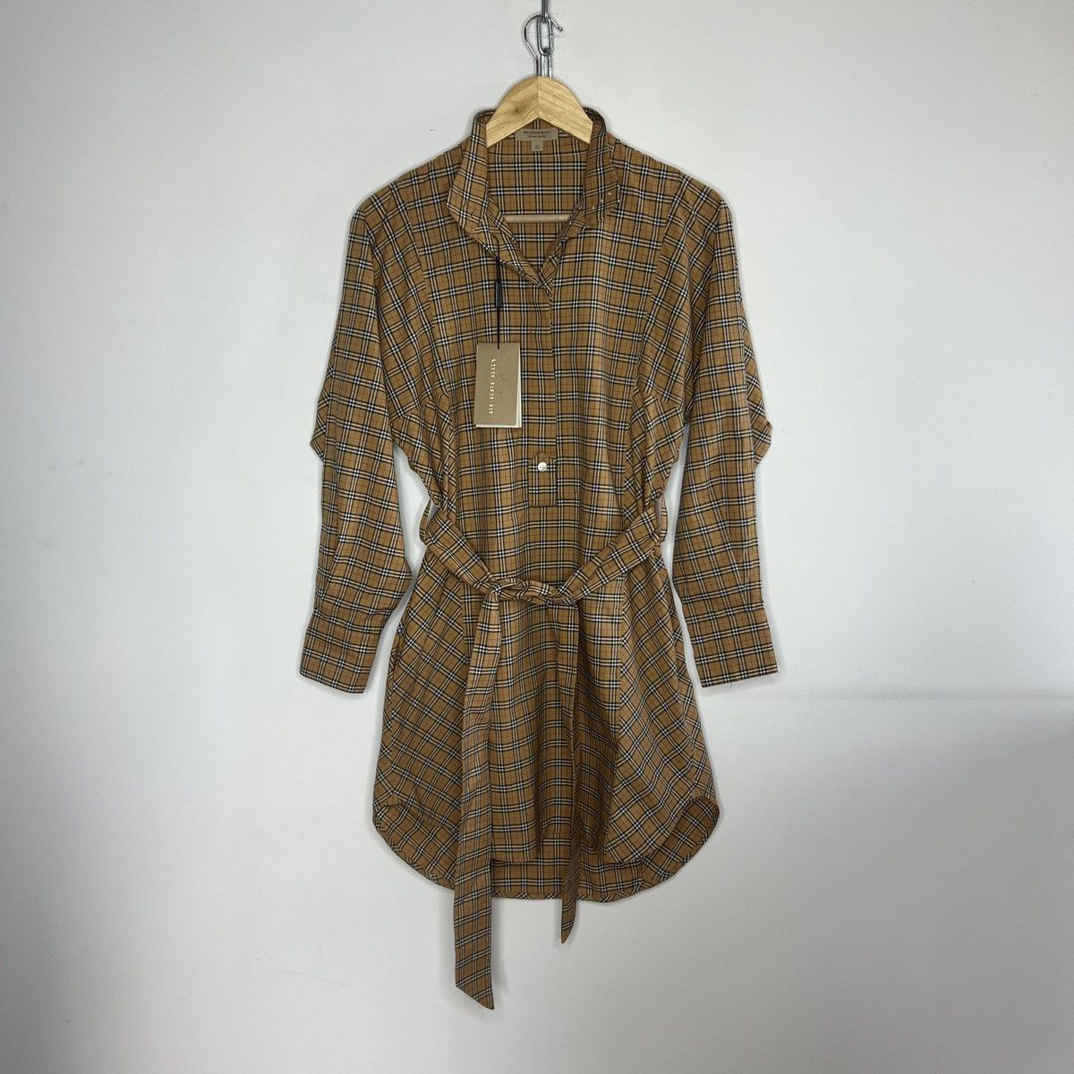 Burberry BURBERRY Nova Check Shirt Dress BRAND NEW Size S / US 4 / IT 40 - 1 Thumbnail