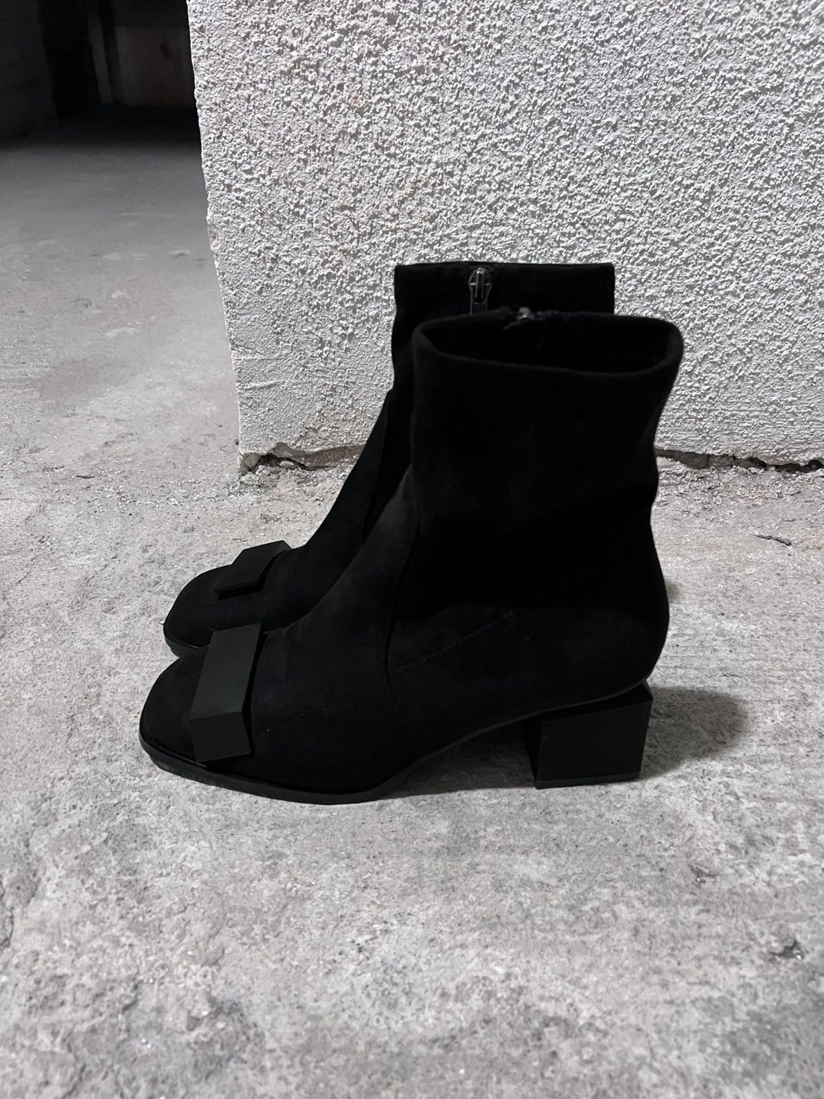 Rick Owens Detailed Suede Leather Avant Garde Heeled Ankle Boots Size US 7 / IT 37 - 3 Thumbnail