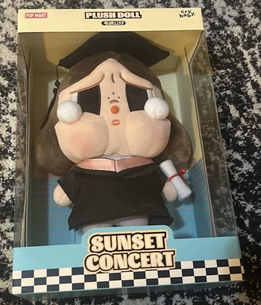 POP MART POP MART Crybaby Sunset Concert Series-Plush Doll Size ONE SIZE - 2 Thumbnail