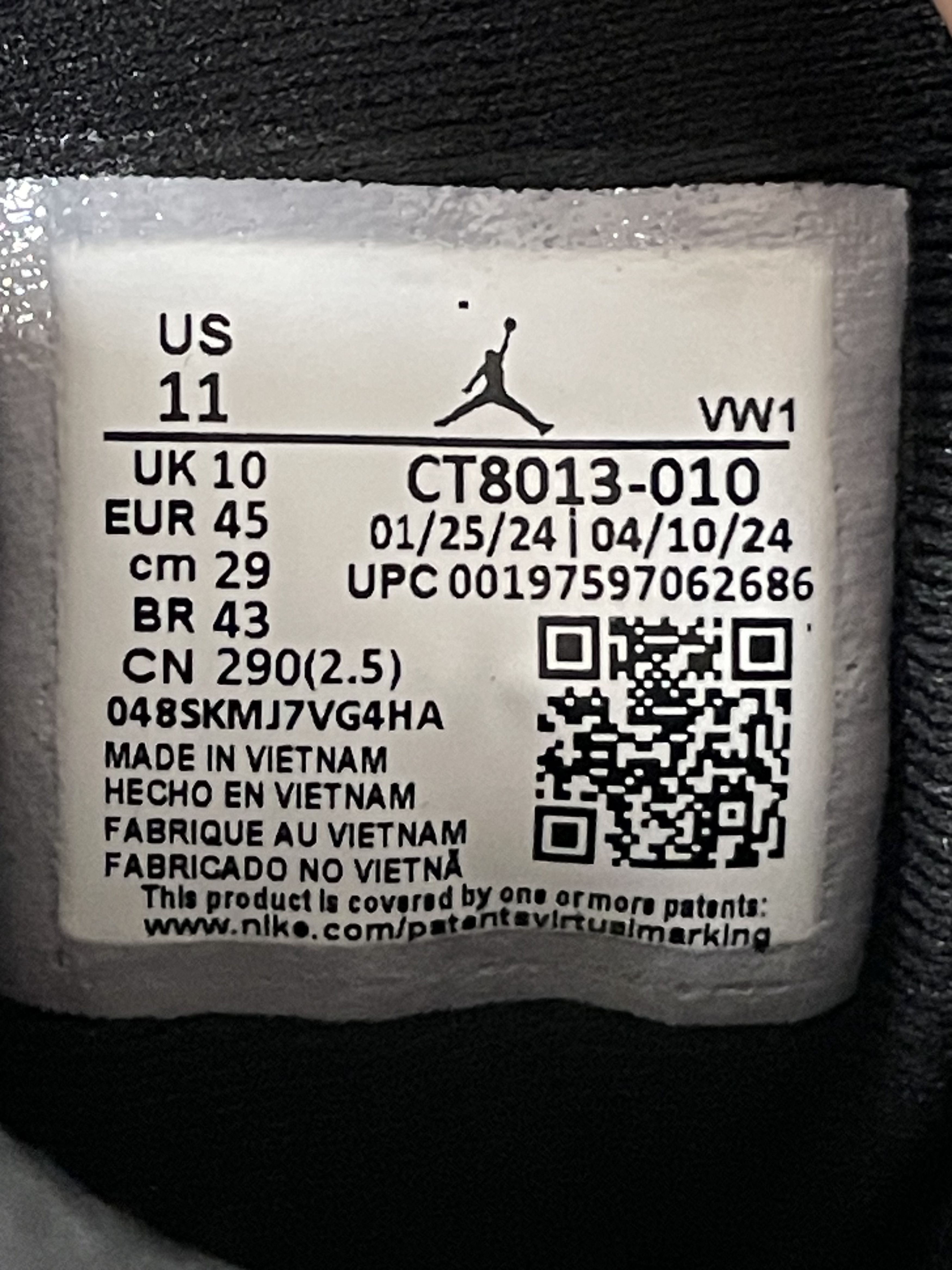 Jordan Brand Air Jordan 12 Retro 'Black/Wolf Grey-White' CT8013 010 Size US 11 / EU 44 - 8 Thumbnail