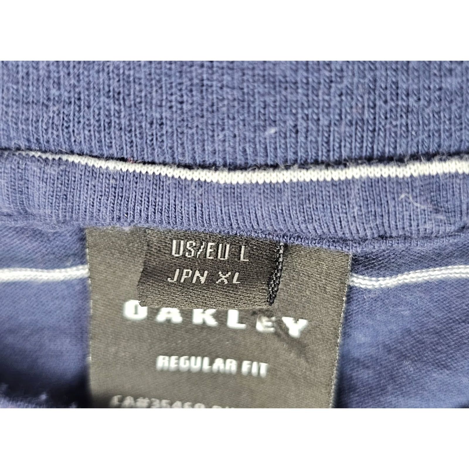 Oakley Oakley Striped Short Sleeve Crew Neck Shirt Men L Navy Blue Regular Fit Size US L / EU 52-54 / 3 - 3 Thumbnail
