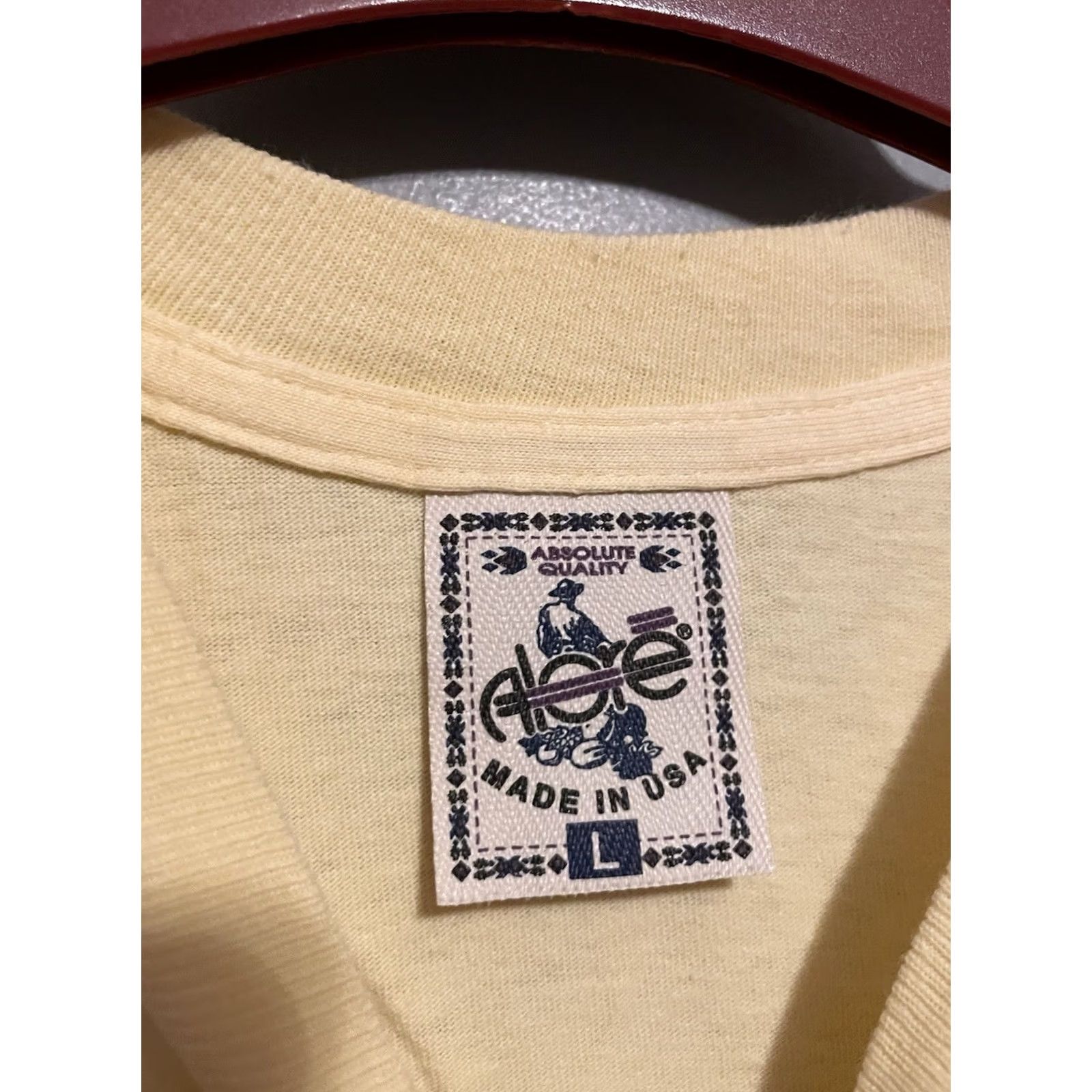 Vintage VINTAGE Beta Sigma Phi Fraternity Yellow T-Shirt L Mens 90s Cotton Graphic Print Short Sleeve 28" Length 21" Pit to Pit Size US L / EU 52-54 / 3 - 4 Thumbnail