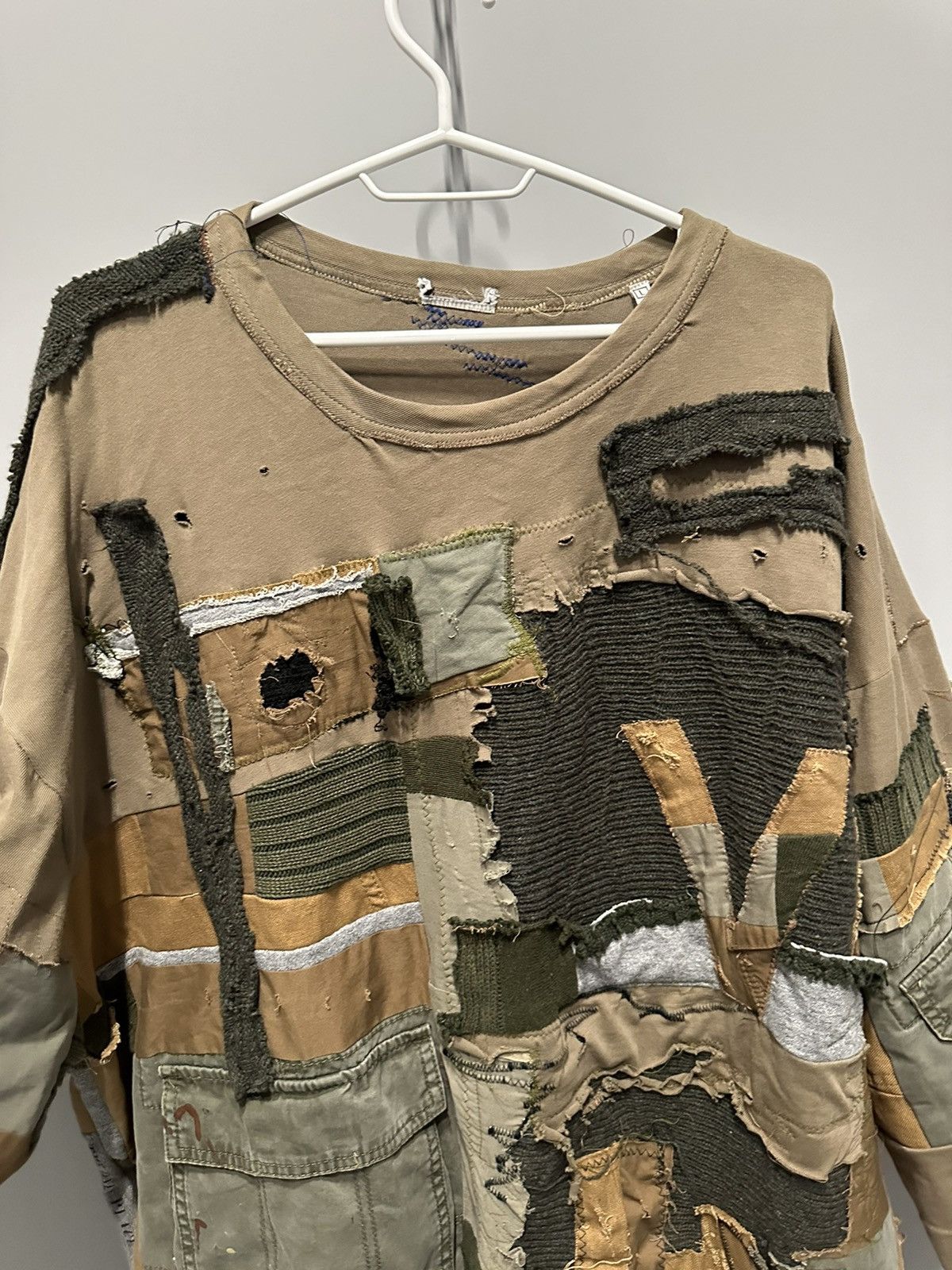 Japanese Brand Avant Garde Patchwork Distressed Shirt Military Oversize DC Size US L / EU 52-54 / 3 - 4 Thumbnail
