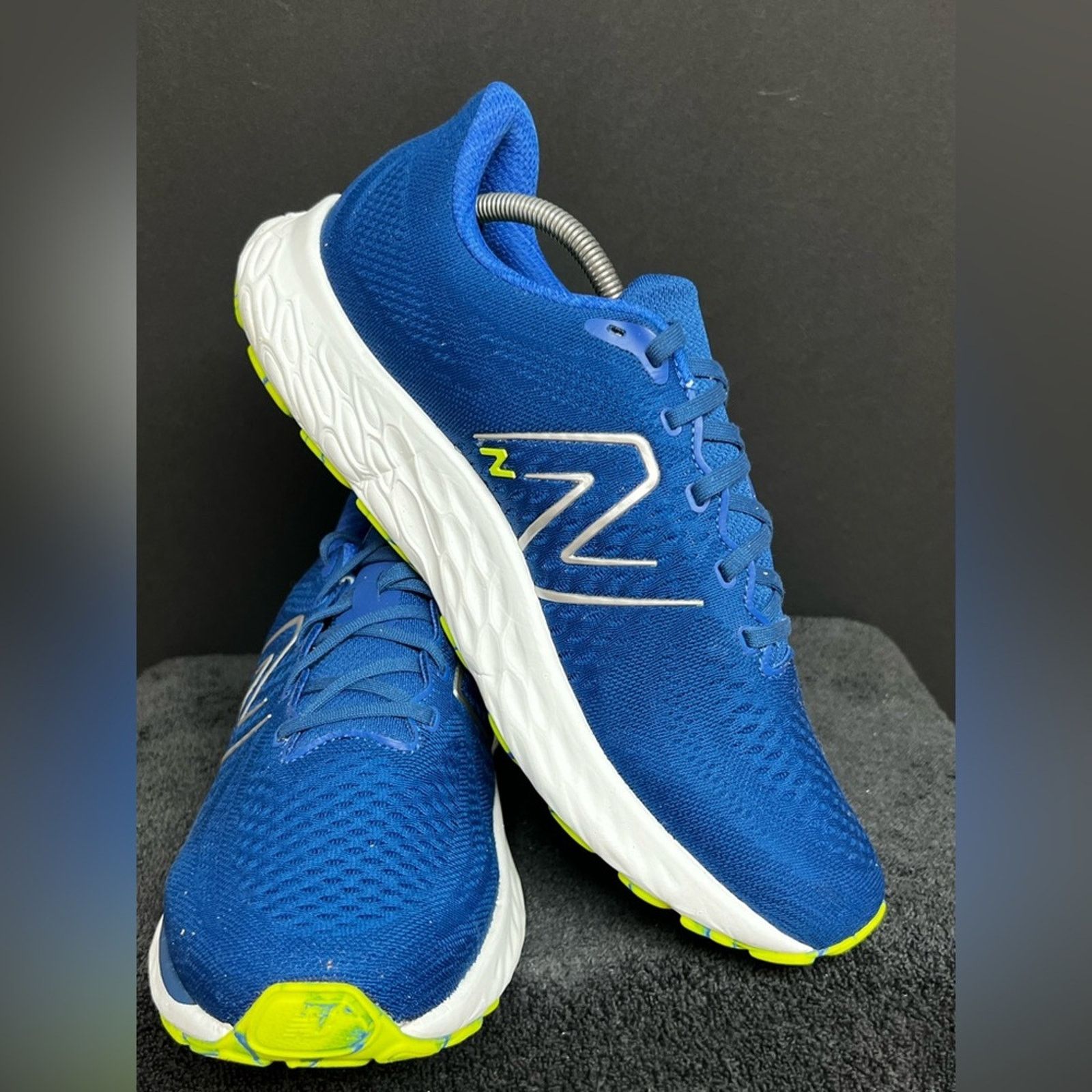 New Balance NEW BALANCE EVOZ V2 BLUE SIZE 11 4E EXTRA WIDE RUNNING SHOE Size US 11 / EU 44 - 4 Thumbnail