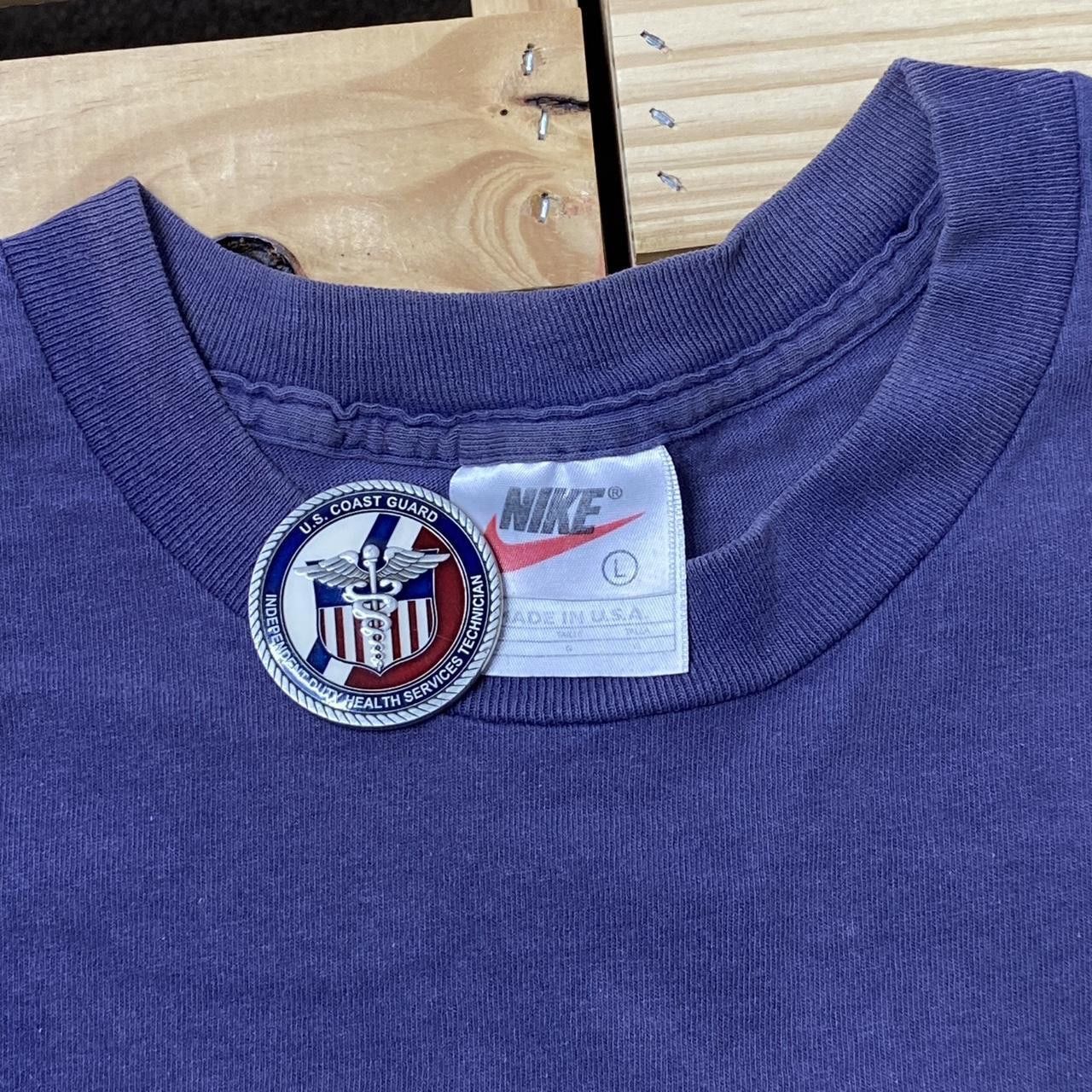 Nike Vintage Nike Center Check Faded Navy Blue Tee Size Large Size US L / EU 52-54 / 3 - 4 Thumbnail