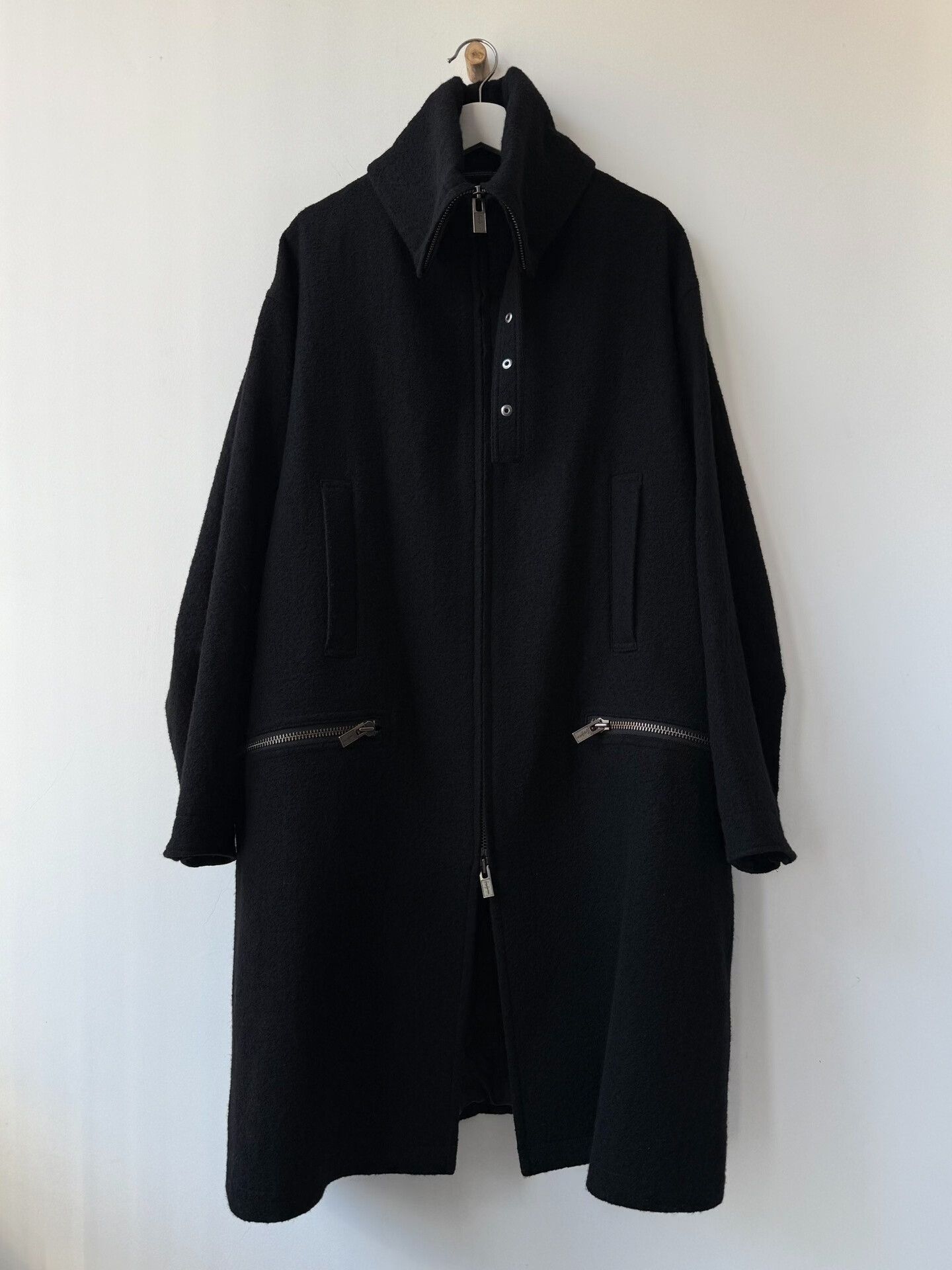 Yohji Yamamoto oversized wool coat by yohji yamamoto femme Size M / US 6-8 / IT 42-44 - 1 Thumbnail