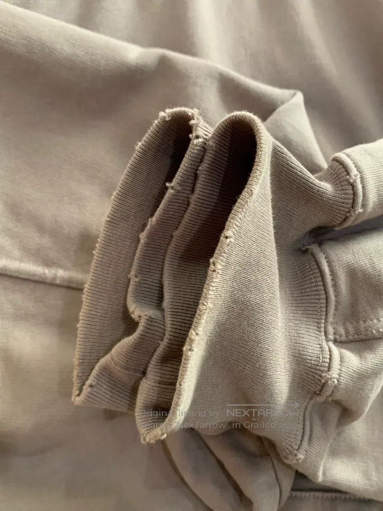 Balenciaga Balenciaga Distressed Hoodie Size US S / EU 44-46 / 1 - 5 Thumbnail
