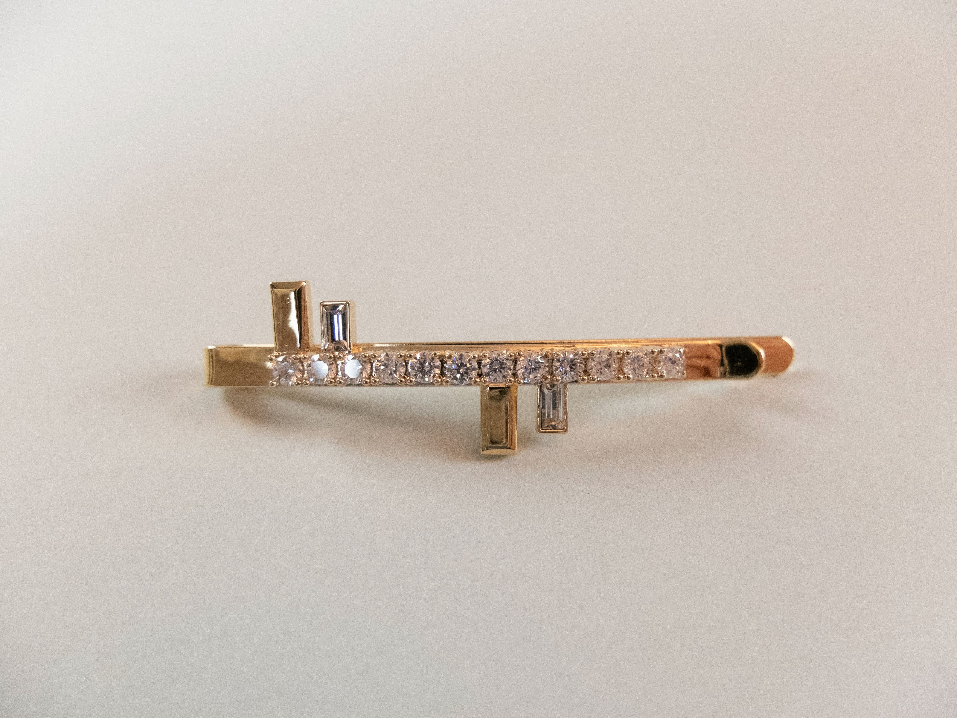 Fendi 2 x FENDI gold plated metal hair clips with strass crystals Size ONE SIZE - 3 Thumbnail