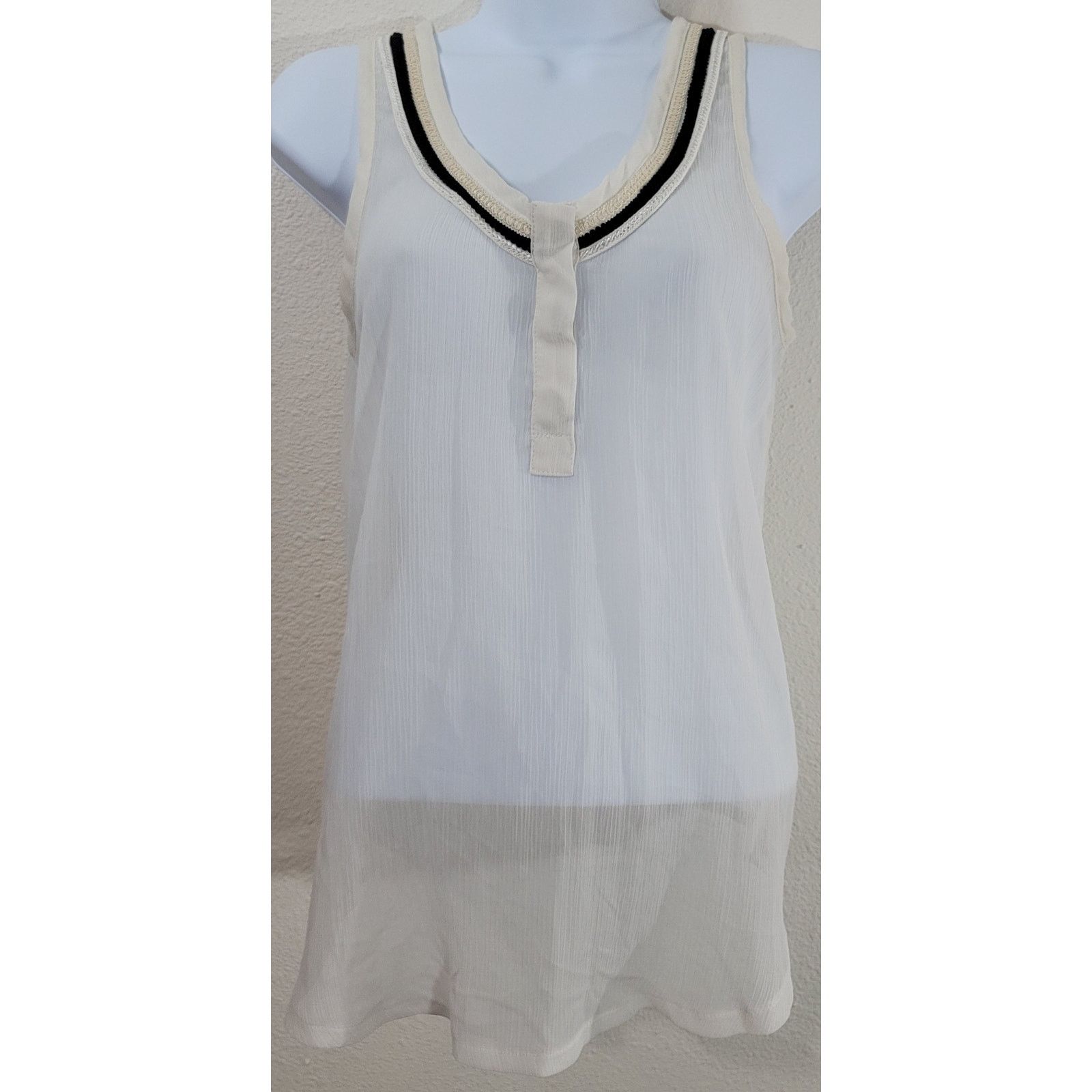 Other Miss Me Cream Sheer Henley Tank Top Small Lightweight Flowy Size S / US 4 / IT 40 - 1 Thumbnail