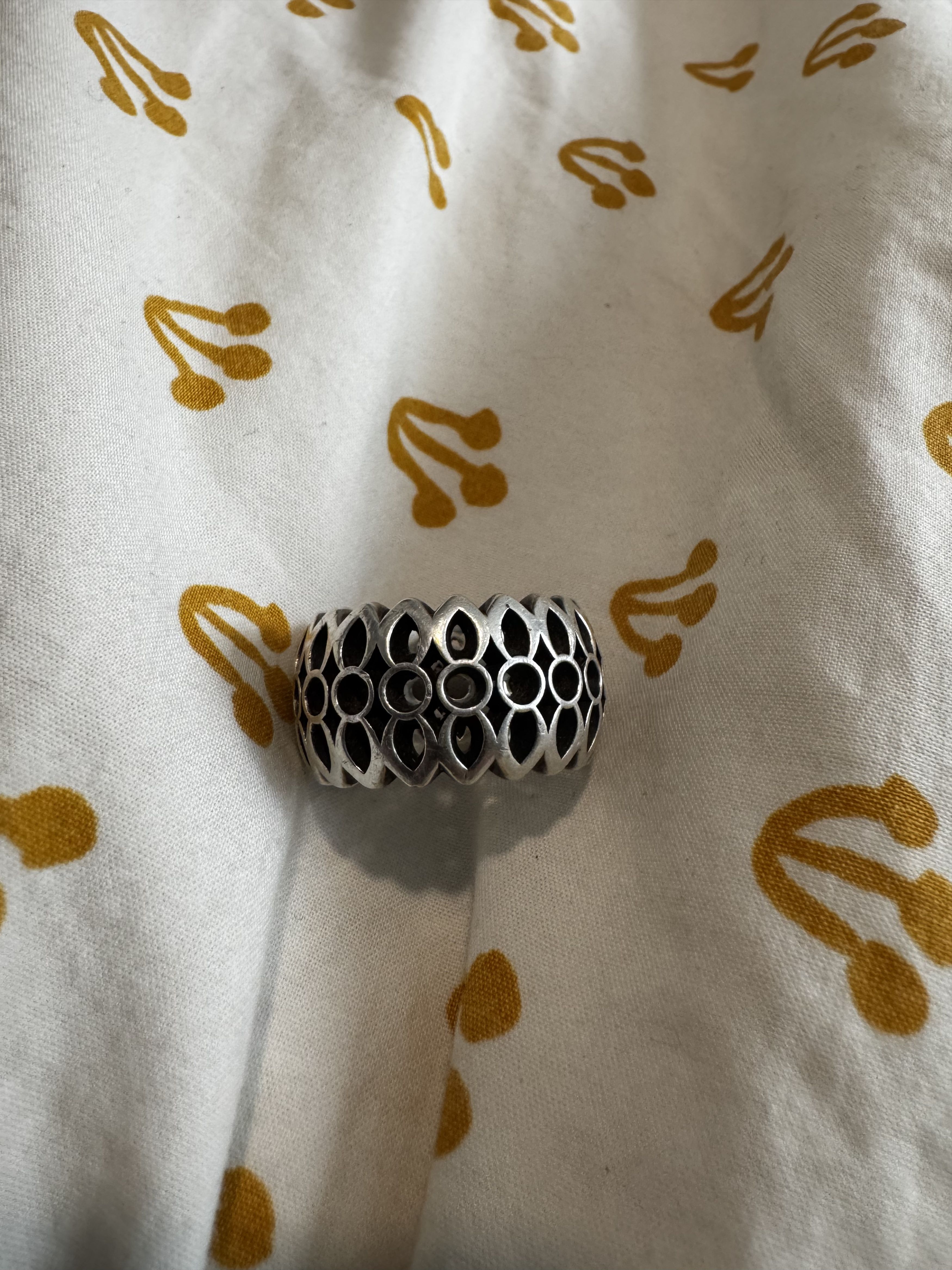 GOOD ART HLYWD Model 25 Ring 8.5 Size ONE SIZE - 1 Thumbnail