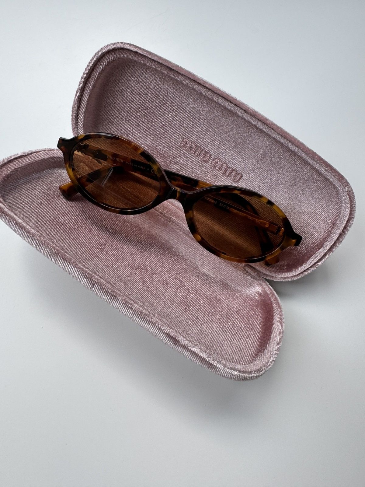 Miu Miu × Vintage NEW Miu Miu sunglasses MU 04ZS 19P-2Z1 Size ONE SIZE - 3 Thumbnail