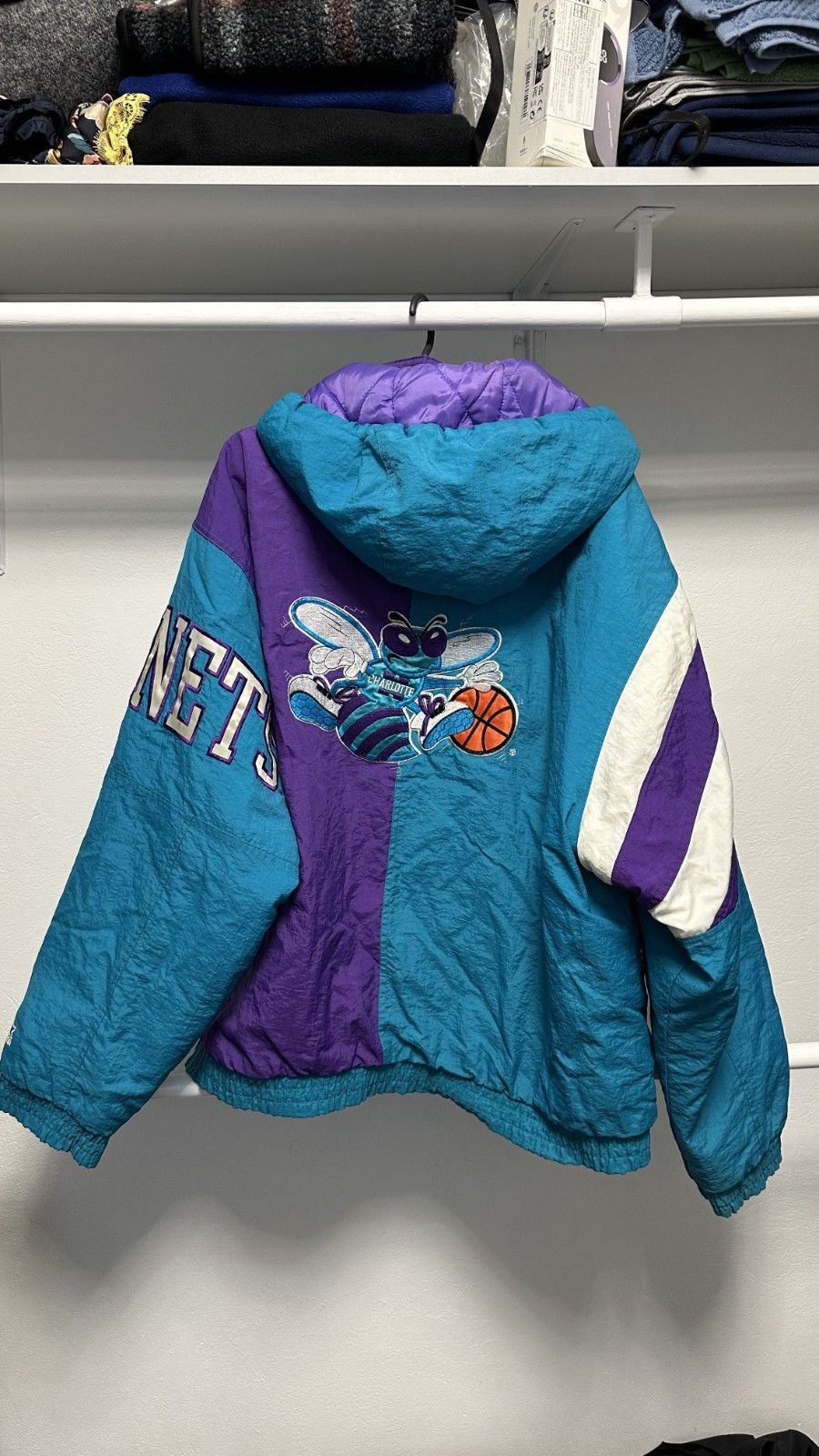 Starter Vintage Charlotte Hornets Starter Full Zip Two Tone Jacket Size US XL / EU 56 / 4 - 11 Thumbnail