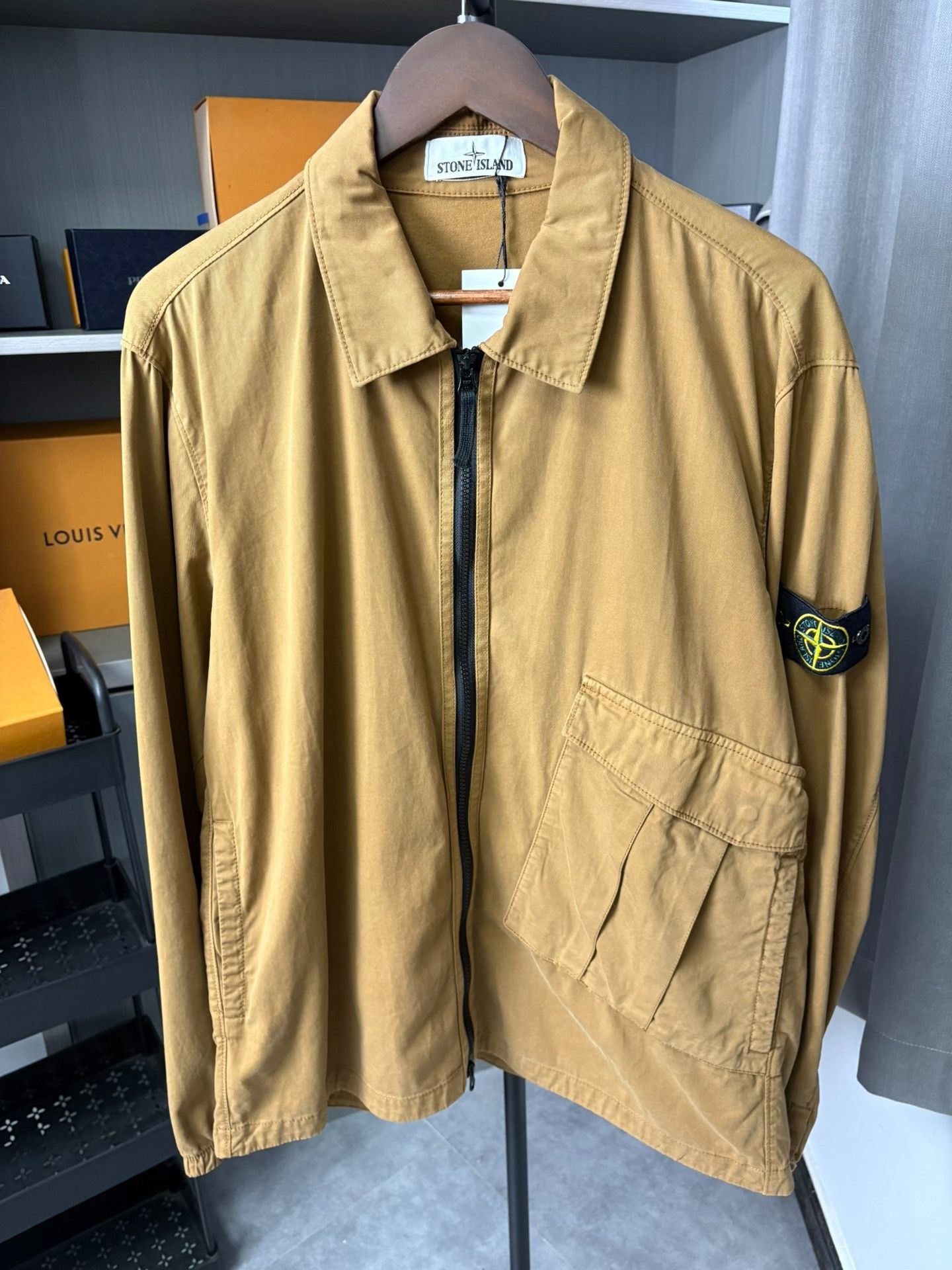 Stone Island Stone Island Beige Light Jacket L Men Size US L / EU 52-54 / 3 - 1 Thumbnail