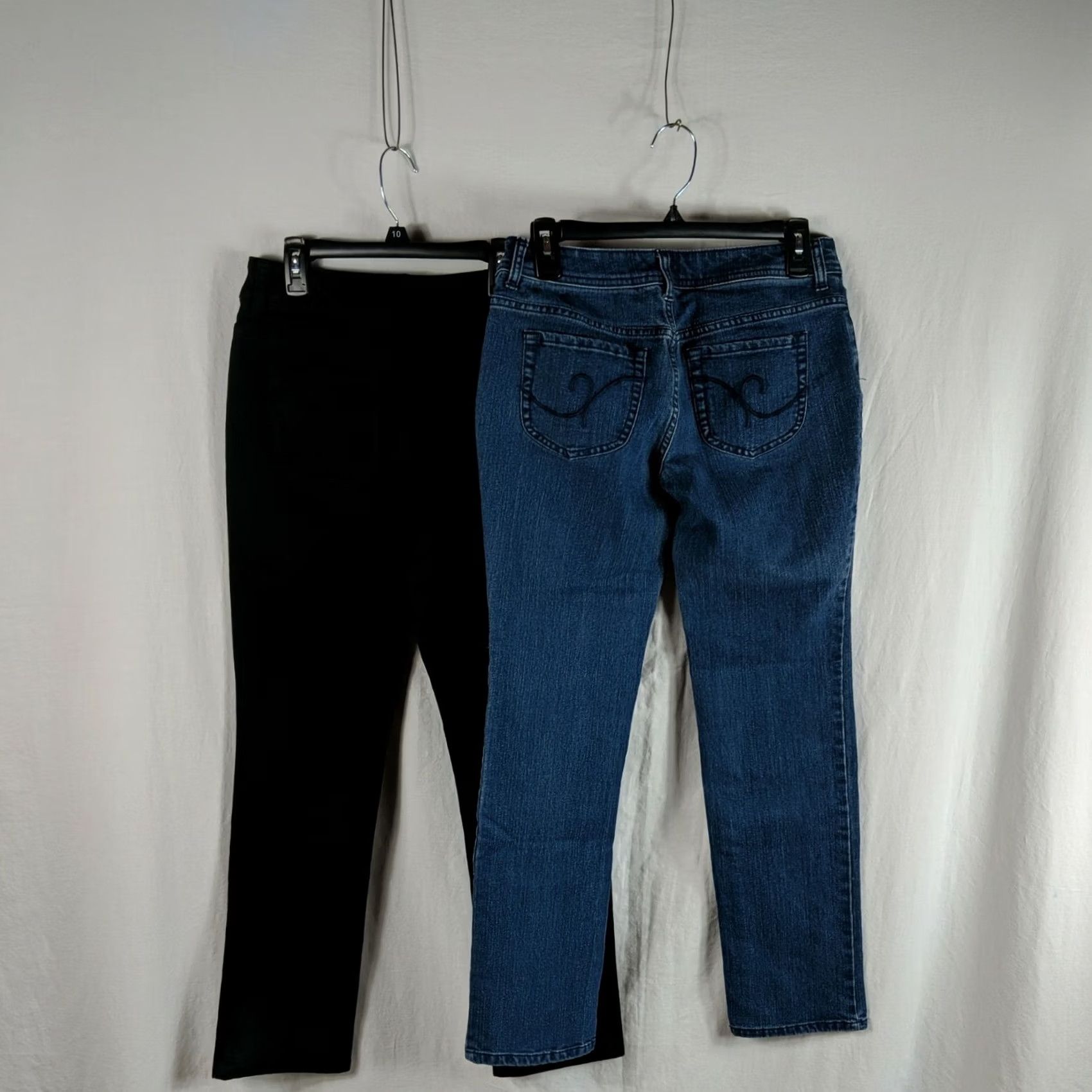 Vintage Chico's Jeans Woman 00 Regular Slim Straight Leg 2 Pair blue black Denim Cotton Blend Stretch Vintage No N/A Size 24" / US 00 / IT 34 - 5 Thumbnail
