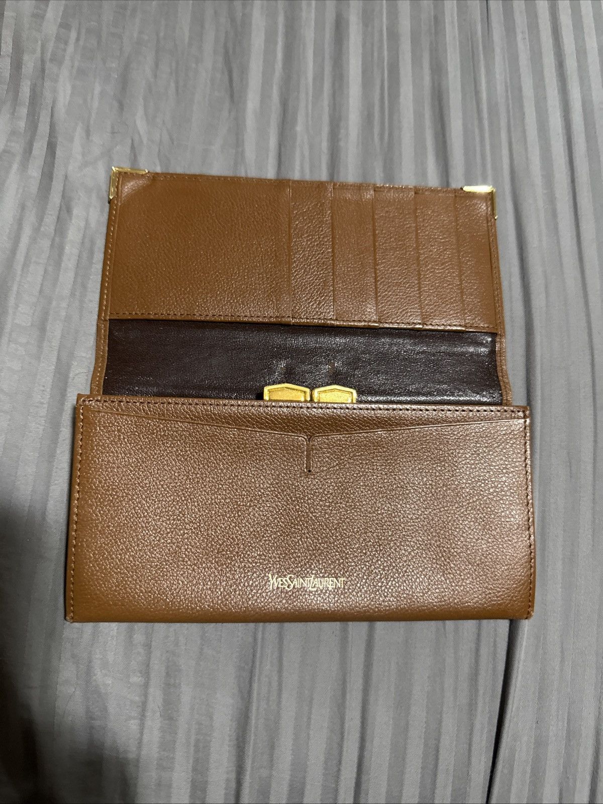 Yves Saint Laurent Yves Saint Laurent Size ONE SIZE - 3 Thumbnail