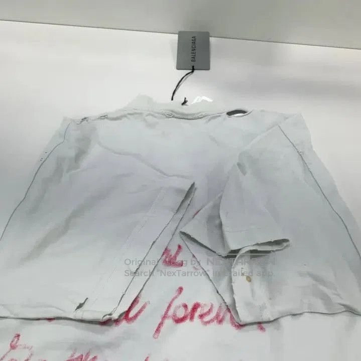 Balenciaga Balenciaga Valentine's Day Logo T-Shirt. Size US S / EU 44-46 / 1 - 7 Thumbnail