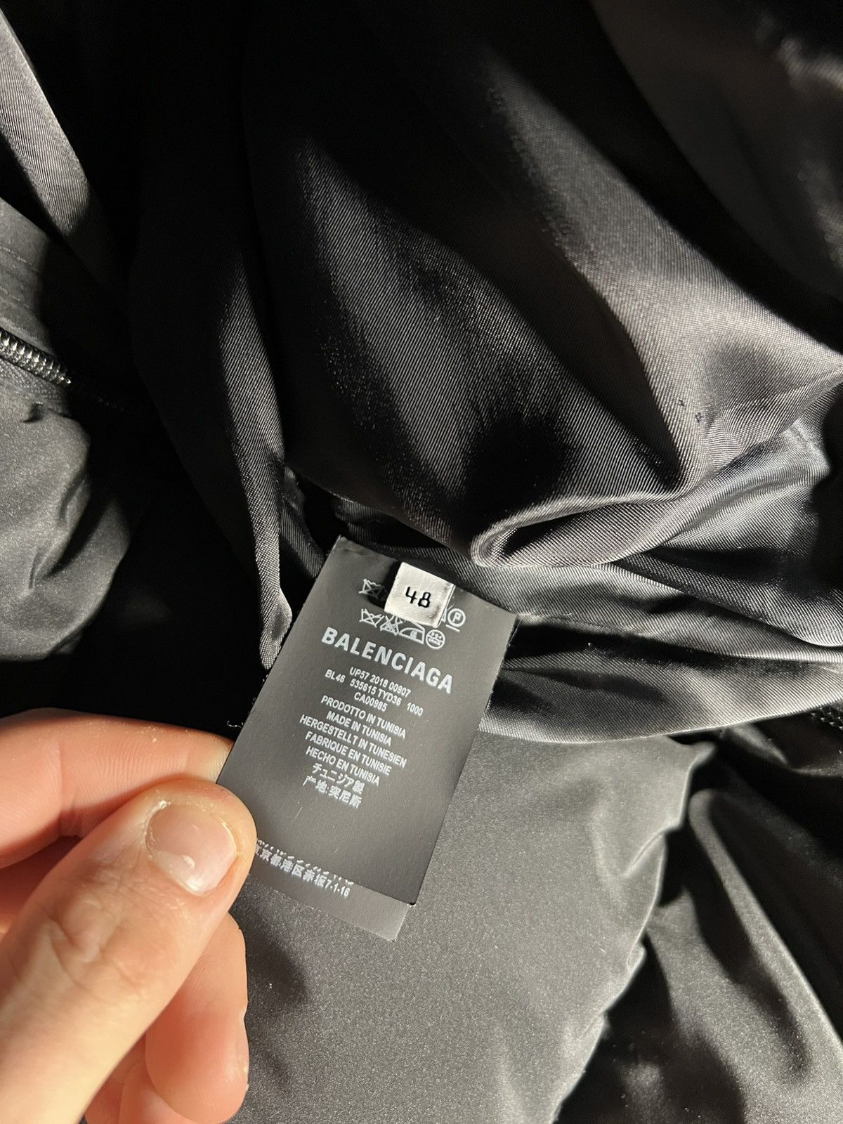 Balenciaga Balenciaga C Shape Puffer Jacket Black Size 48 Size US L / EU 52-54 / 3 - 6 Thumbnail
