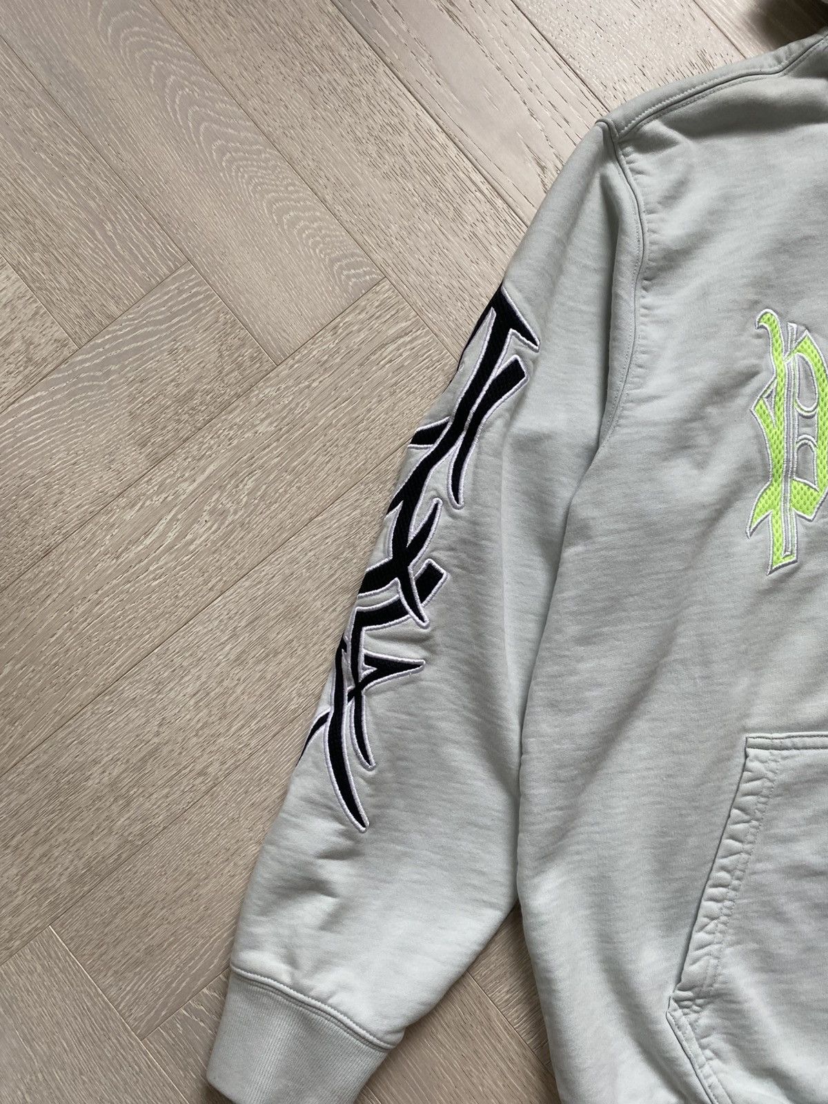 Palace Palace Labyrinth Hood ‘Ice’ Size US L / EU 52-54 / 3 - 4 Thumbnail