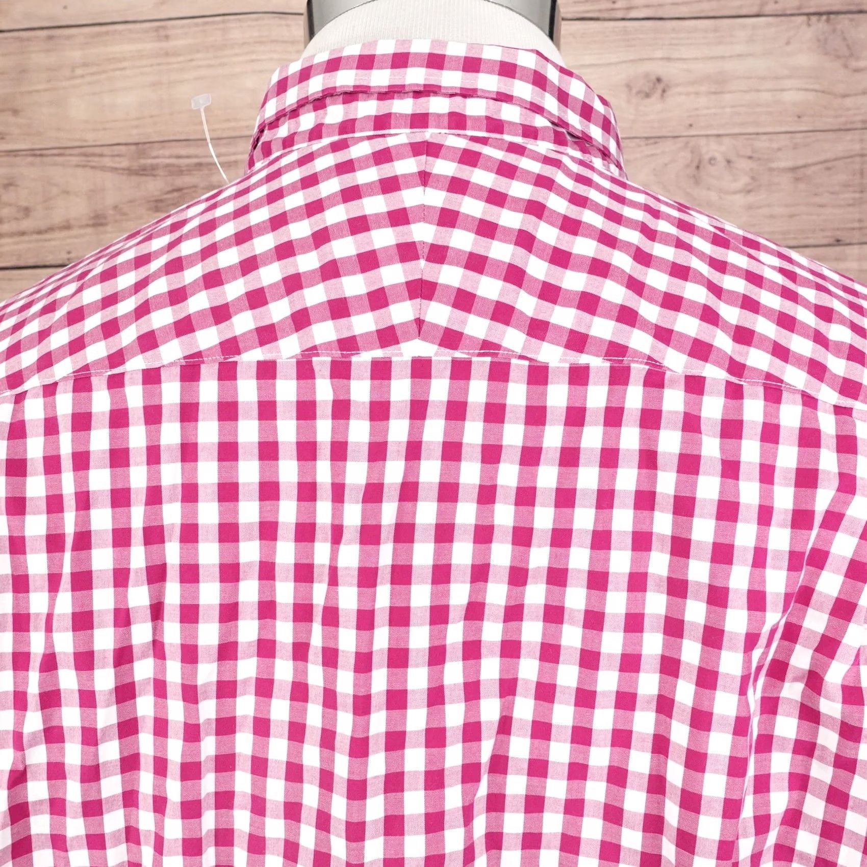 Charles Tyrwhitt CHARLES TYRWHITT WEEKEND NON IRON CLASSIC FIT S/S BUTTON DOWN SHIRT MENS XL MENS XL FUSCIA Check Cotton Button-Up Collared Short Sleeve Vintage: No Size US XL / EU 56 / 4 - 5 Thumbnail