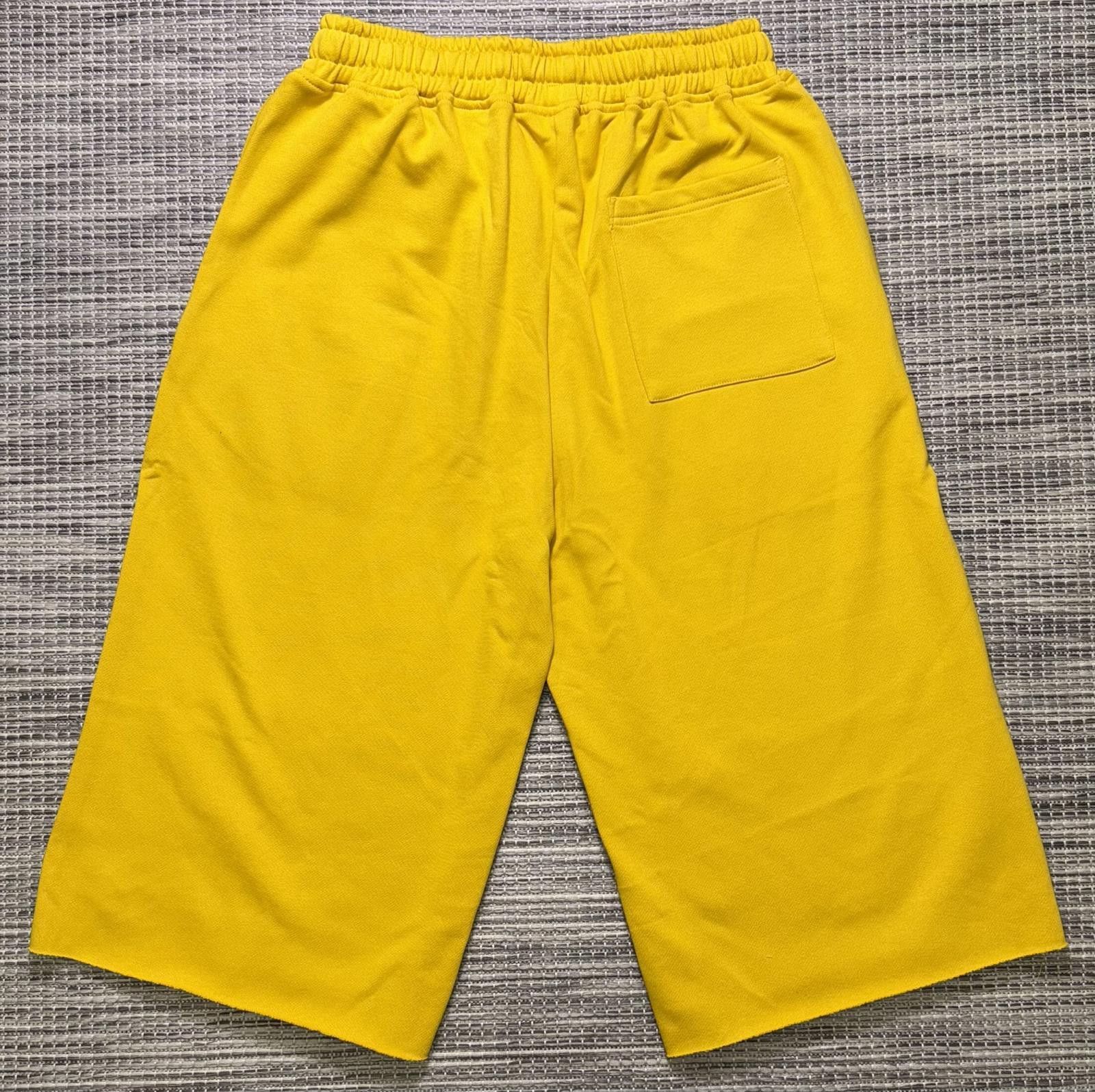Other CRUM Yellow 3/4 Shorts Size US 30 / EU 46 - 3 Thumbnail