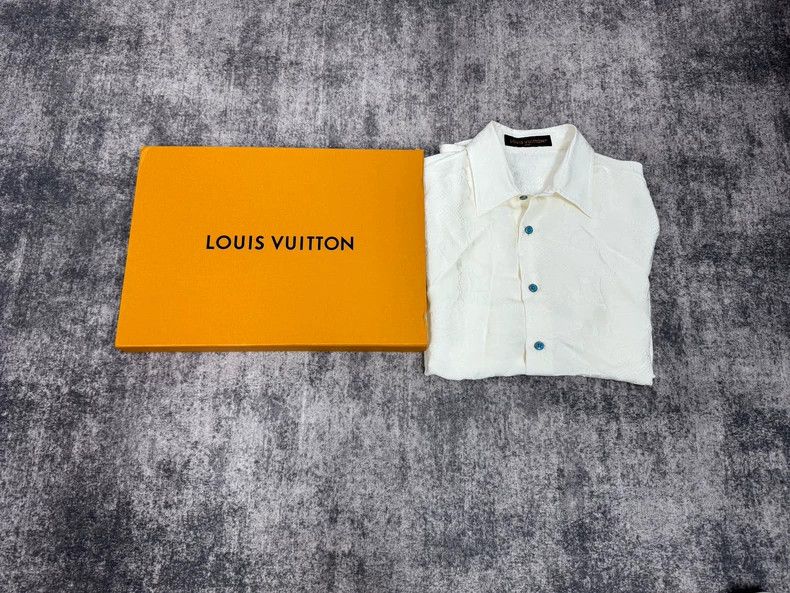 Louis Vuitton Louis Vuitton Fei Dong Turquoise Dark Jacquard Mulberry Si Size US S / EU 44-46 / 1 - 1 Thumbnail