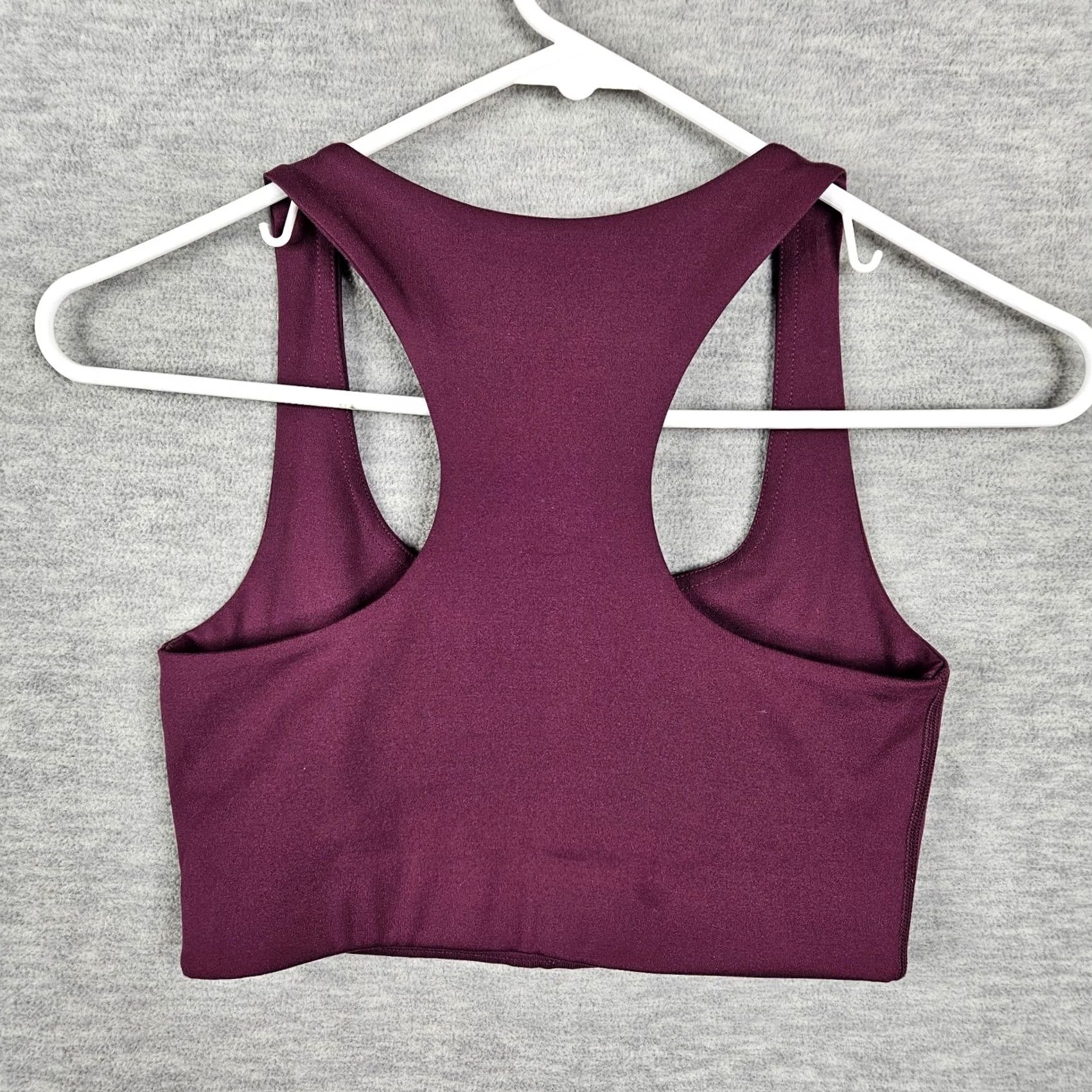 Girlfriend Collective Girlfriend Collective Red Women's Activewear Top XS Sleeveless Round Neck Studio Workout Shirt Solid Velvety Dark wine Red XS Womens Activewear Top Size XS / US 0-2 / IT 36-38 - 2 Thumbnail