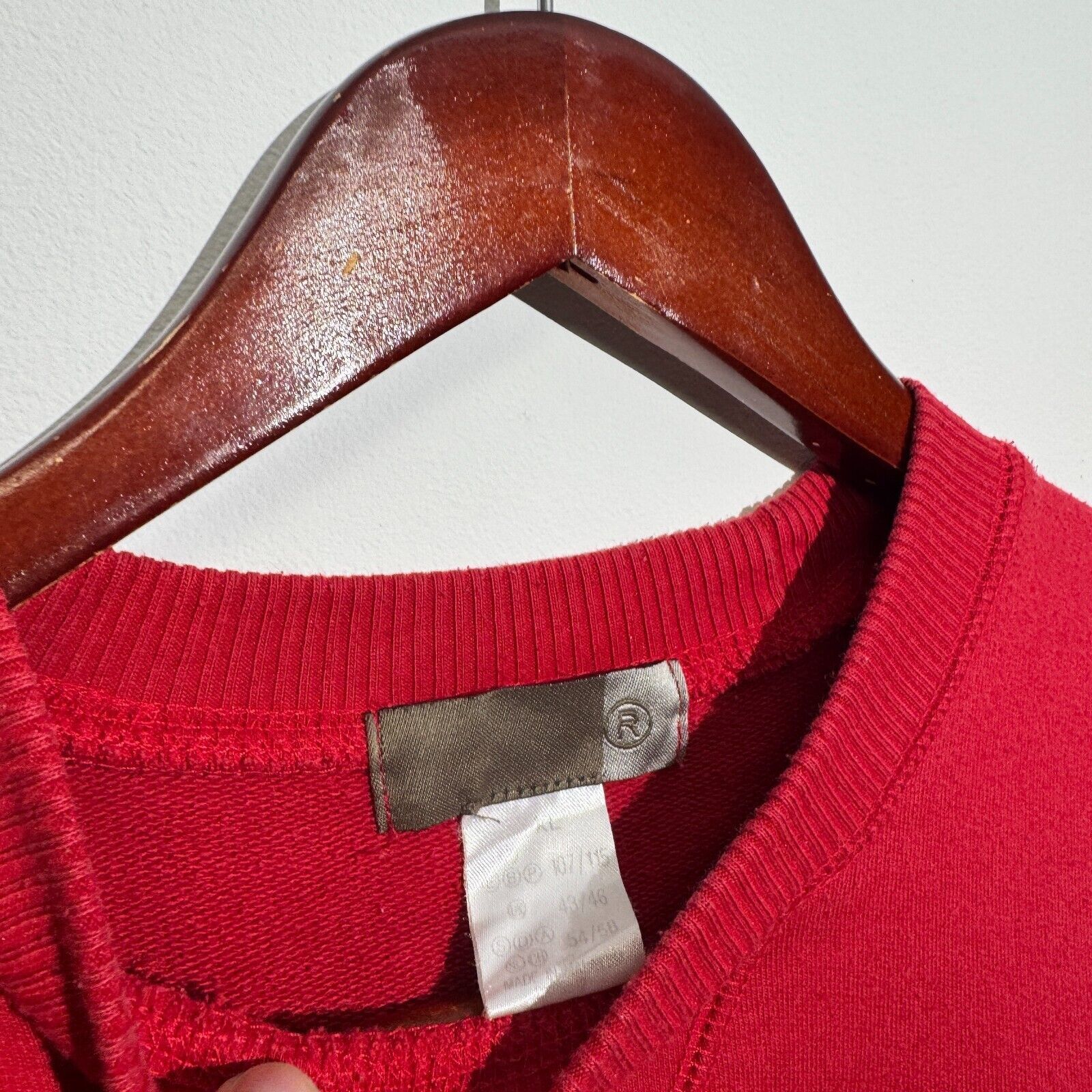 Vintage Vintage Unisex Red Cotton Crewneck Size XL Regular Fit Size US XL / EU 56 / 4 - 4 Thumbnail
