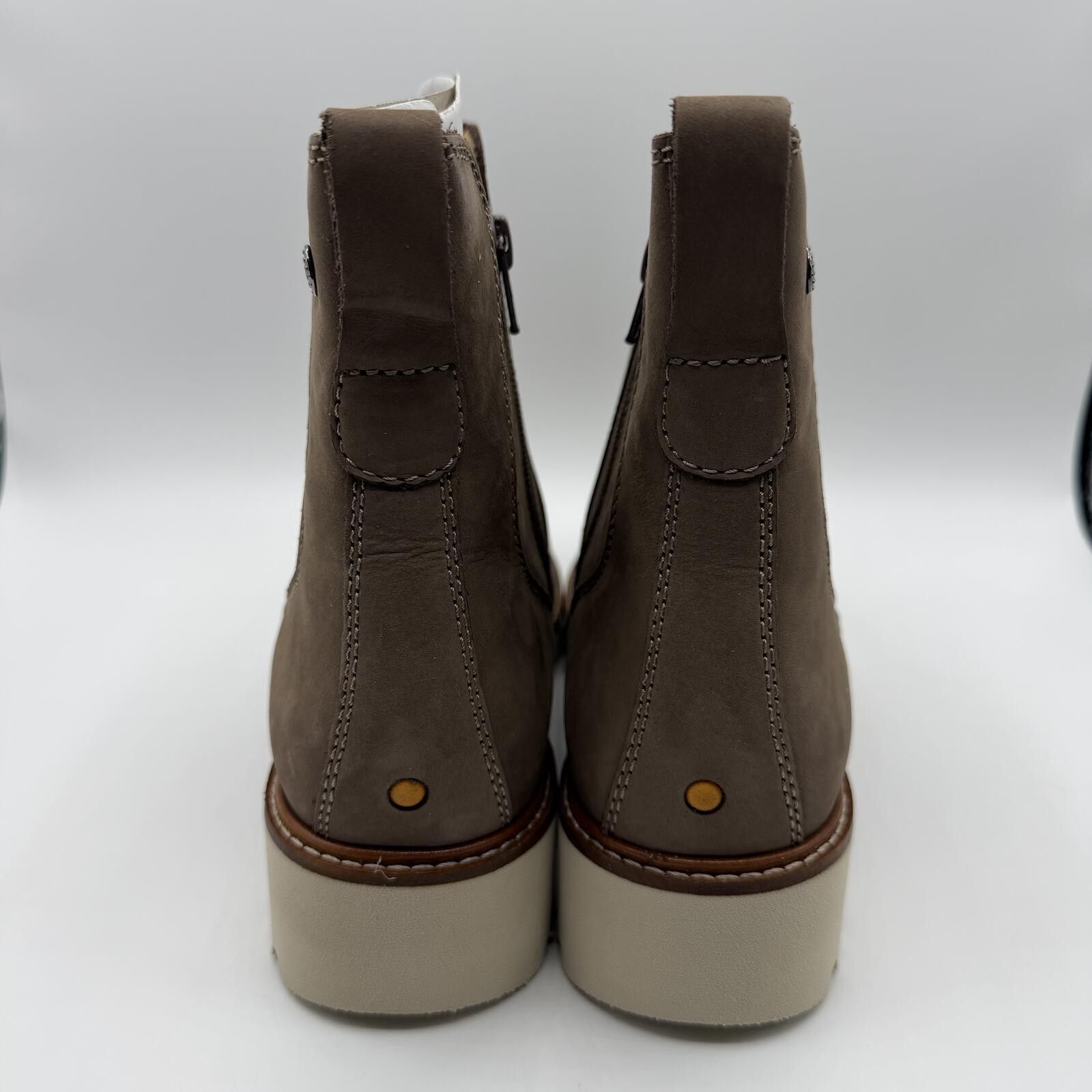 Samuel Hubbard Samuel Hubbard Made in Portugal Van Ness Chelsea Boot Nubuck Size US 7 / IT 37 - 3 Thumbnail