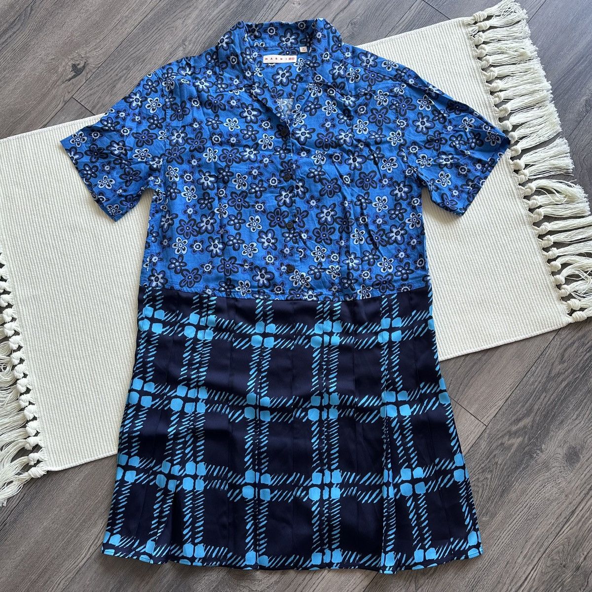 Marni × Uniqlo MARNI x Uniqlo Short Sleeve Floral Top V-Neck Blue Dress Size XS / US 0-2 / IT 36-38 - 1 Thumbnail