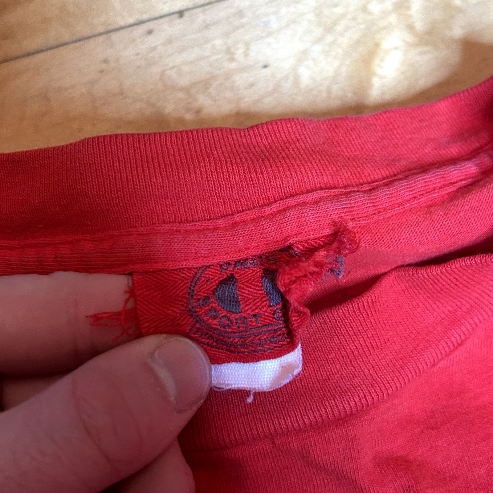 Vintage Vintage 90s Red Peace T-Shirt Size US M / EU 48-50 / 2 - 3 Thumbnail