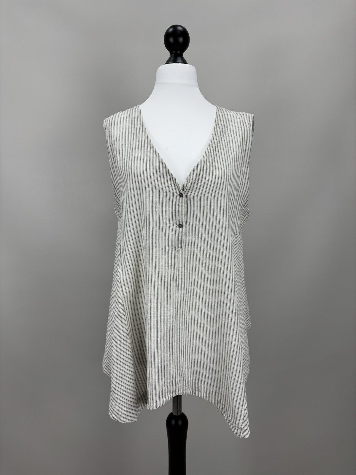 Womens blouse Transit Par Such Size 4 Color White