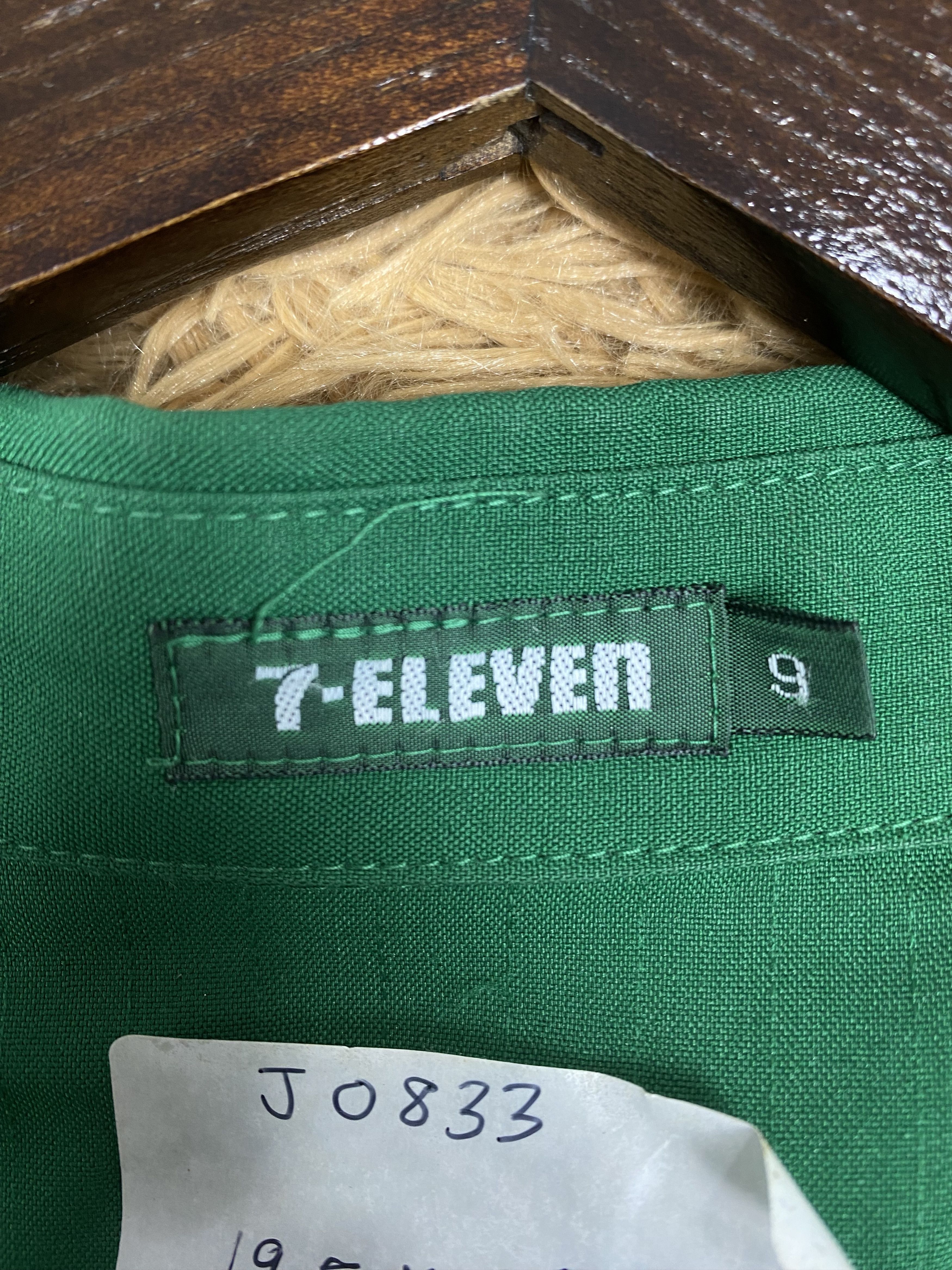Vintage Vintage 7 Eleven Zip Up Shirts Size US XS / EU 42 / 0 - 8 Thumbnail