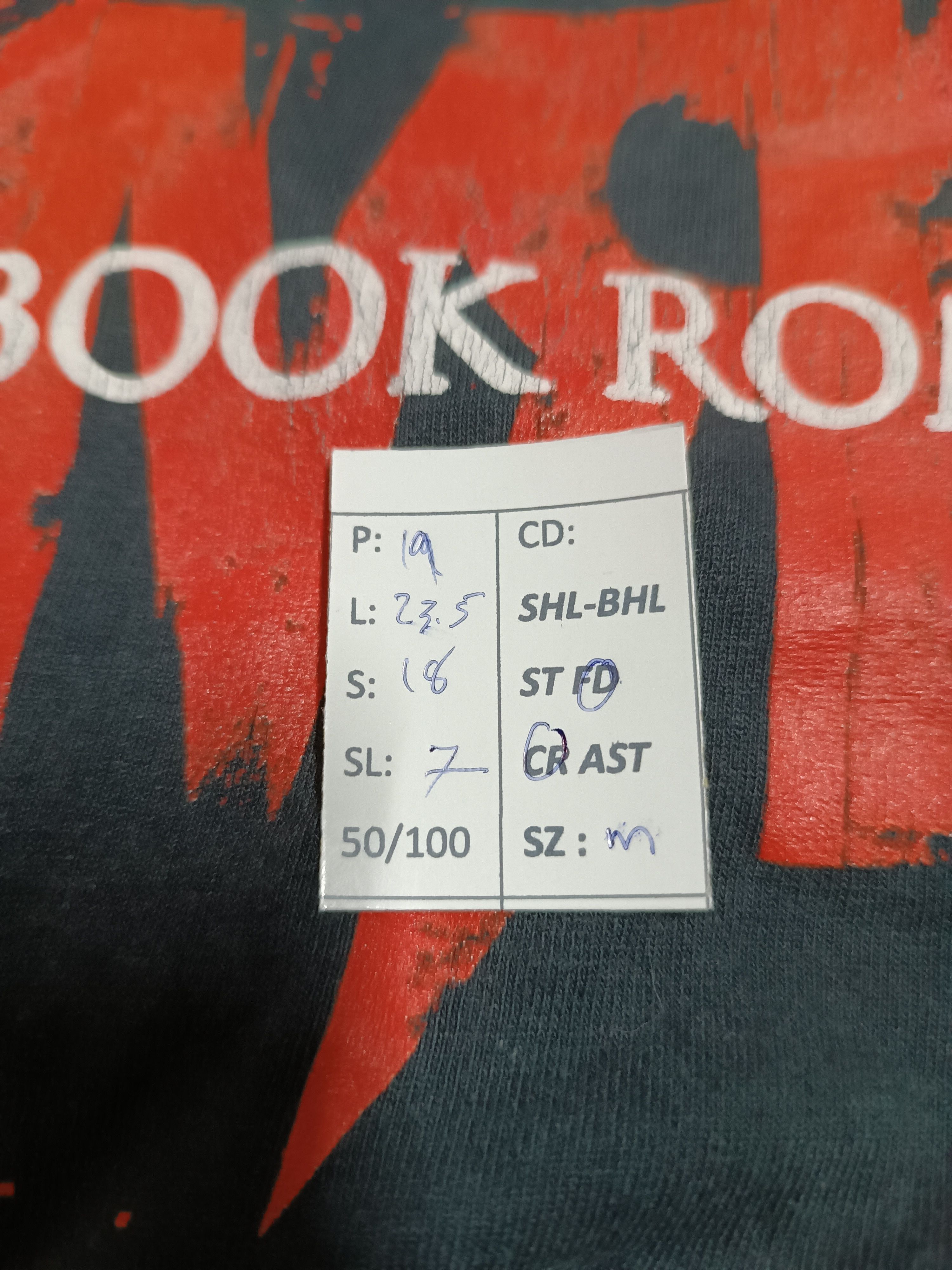 Band Tees THRASHED FADED VINTAGE 2000s MATCHBOX ROMANCE CROP y2k rufio Size US M / EU 48-50 / 2 - 18 Thumbnail