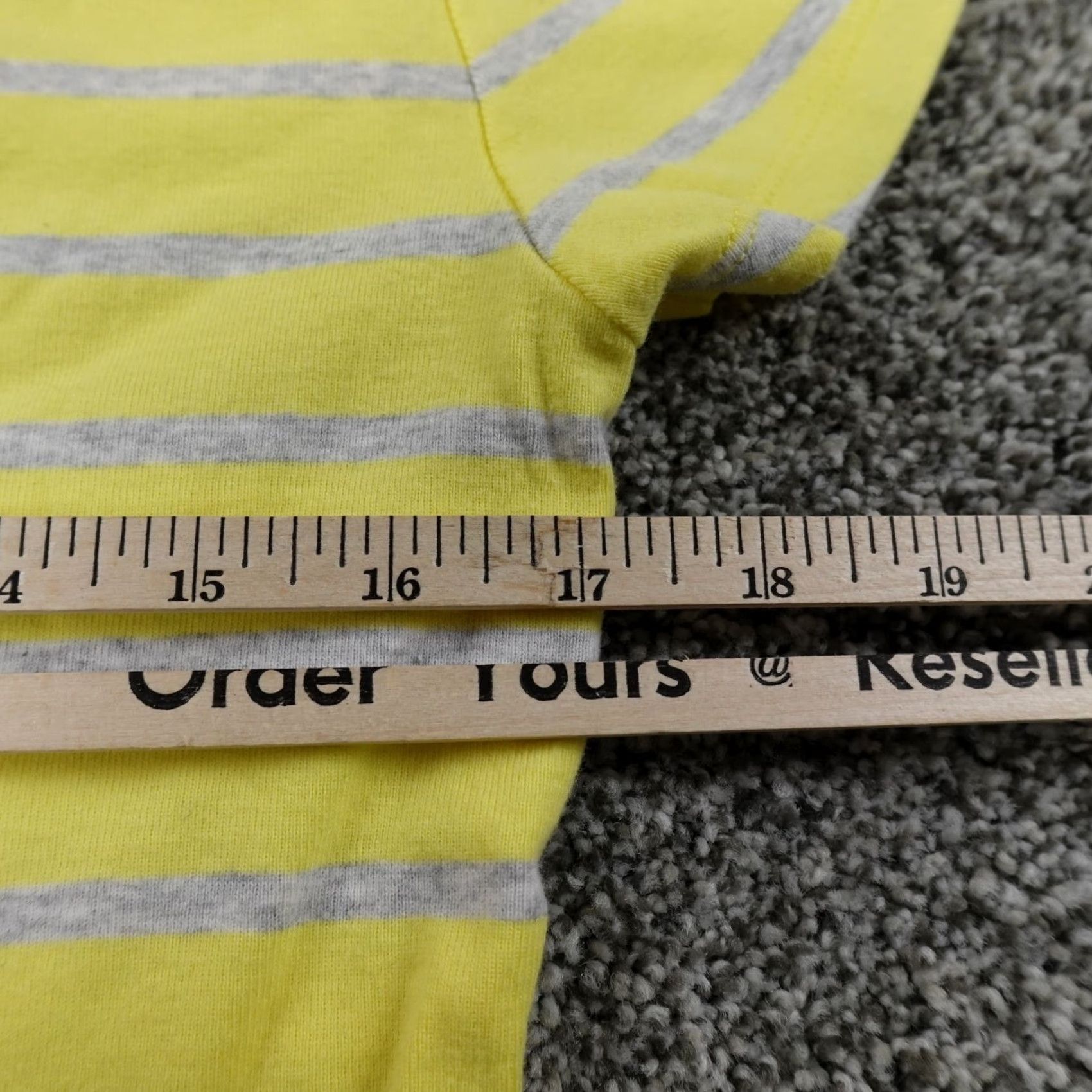 Tommy Hilfiger Tommy Hilfiger Shirt Womens L Yellow Gray Striped Casual Preppy Lightweight Size L / US 10 / IT 46 - 7 Thumbnail