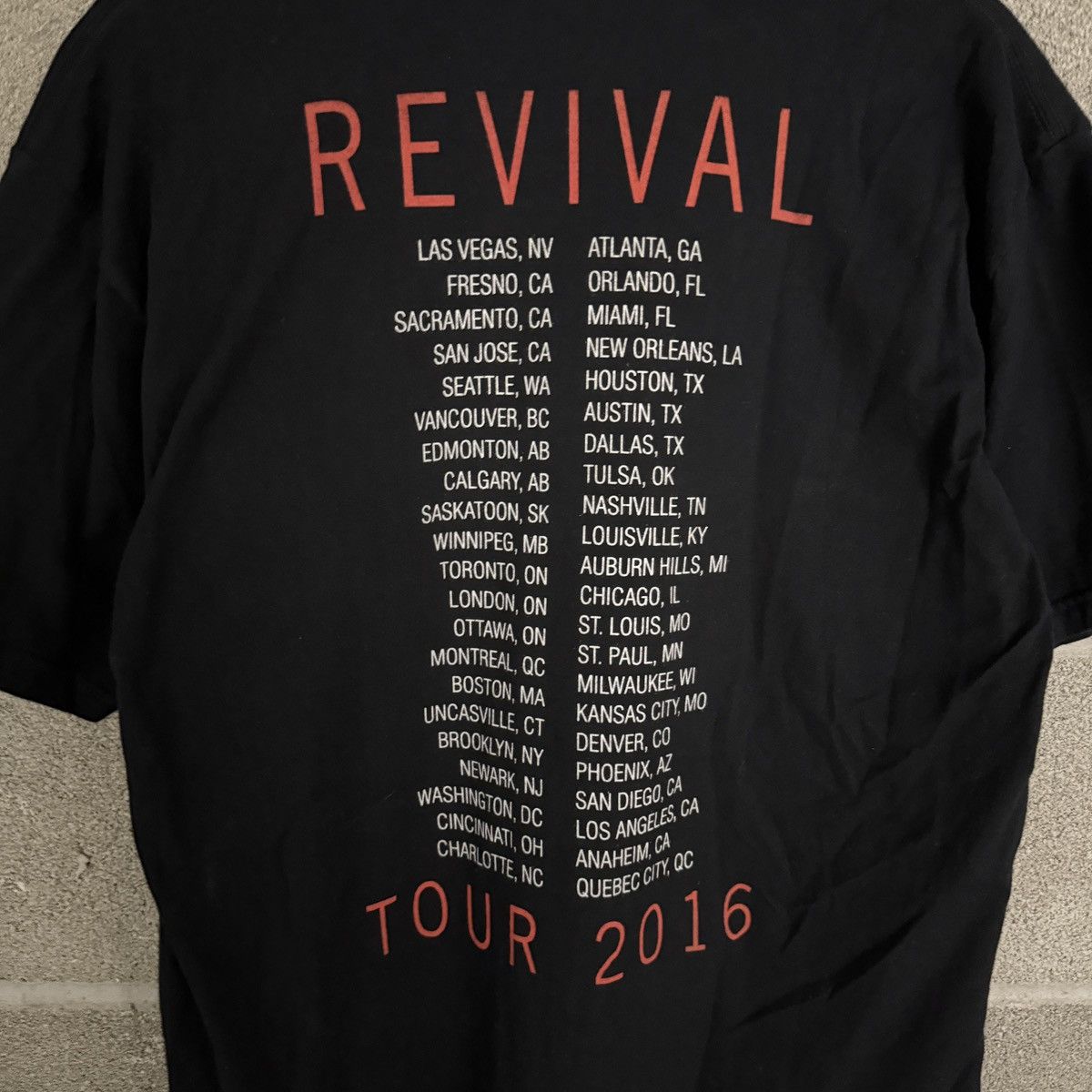 Other Selena Gomez Revival Tour Concert 2016 Black Tee Mens XL Size US XL / EU 56 / 4 - 5 Thumbnail