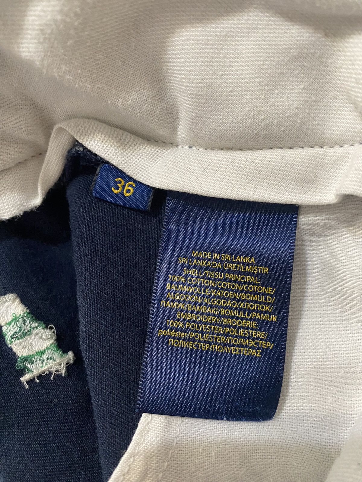 Polo Ralph Lauren Polo Ralph Lauren Bedford Chino Shorts Embroidered Flags Size US 36 / EU 52 - 11 Thumbnail