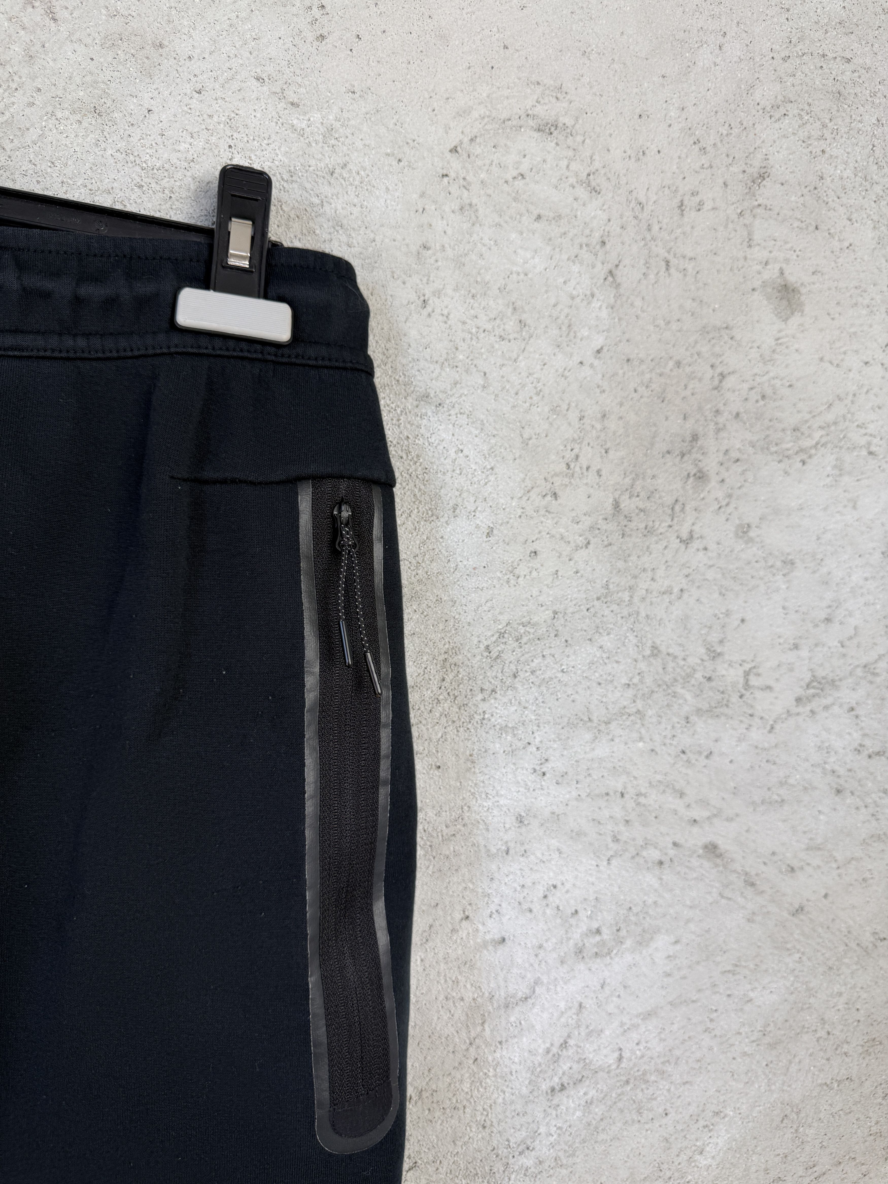 Nike Nike tech fleece sweatpants joggers drip drill trap Size US 32 / EU 48 - 3 Thumbnail