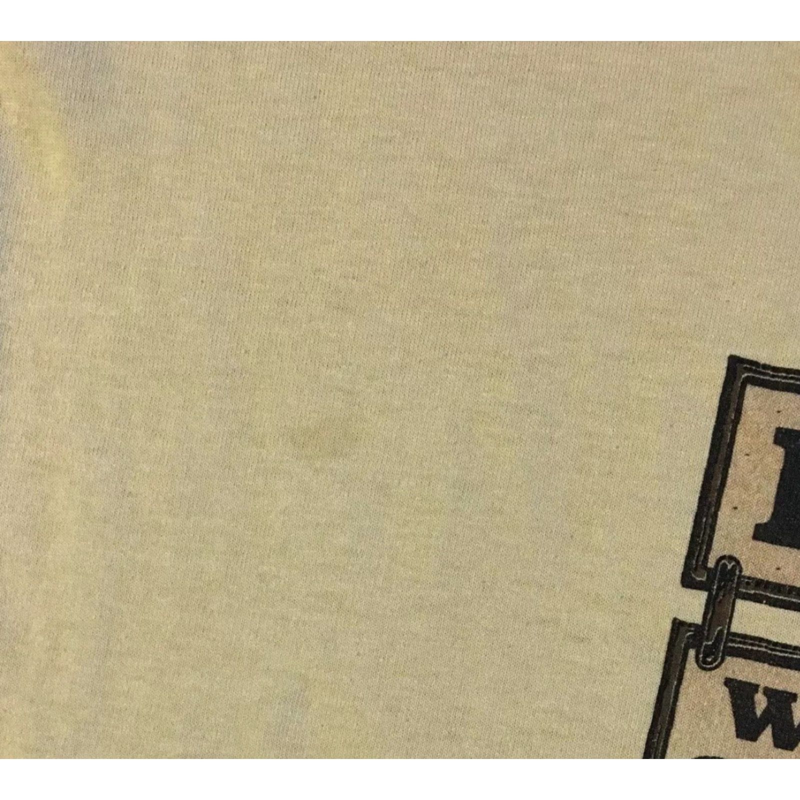 Vintage VINTAGE Kinder & Gentler Games Faded Shirt L Army Military 90s 80s Graphic Tee Mens Beige Single Stitch Short Sleeve Crew Neck B9 Size US L / EU 52-54 / 3 - 7 Thumbnail