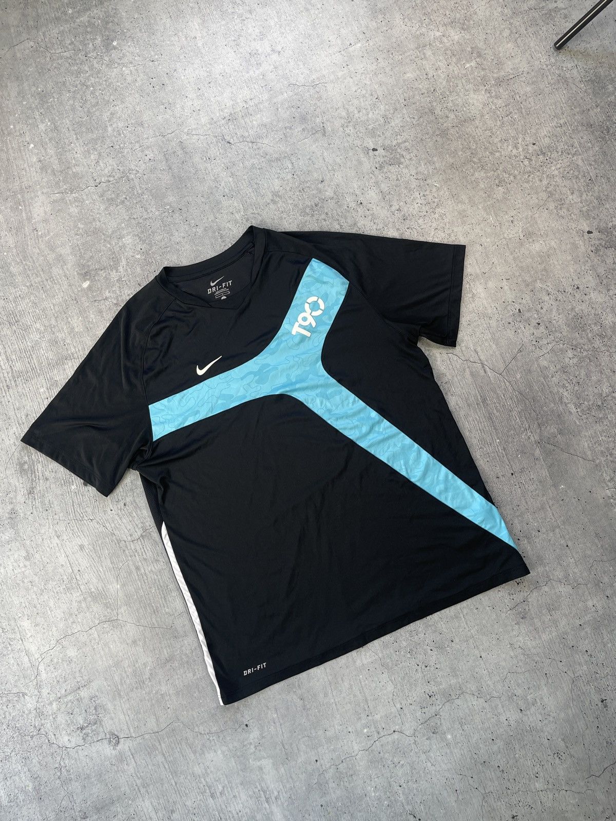 Nike × Vintage Vintage Nike Total 90 TEE Swoosh Drill Y2K Rare Size US L / EU 52-54 / 3 - 3 Thumbnail