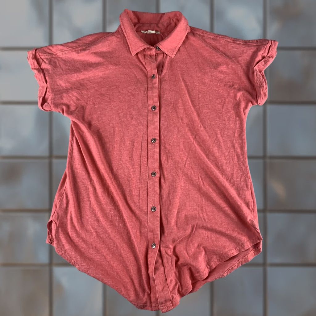 Pinko VINTAGE? CASLON BUTTON UP SHIRT WOMENS SMALL PINK CORAL SHORT SLEEVE Size S / US 4 / IT 40 - 1 Thumbnail