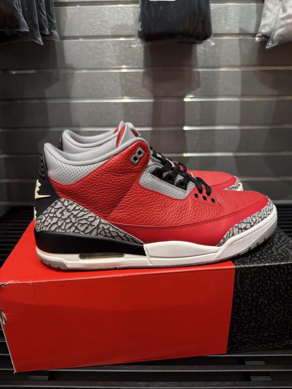 Jordan Brand Nike Air Jordan 3 Retro SE "Unite" Size 12.5M Size US 12.5 / EU 45-46 - 2 Thumbnail