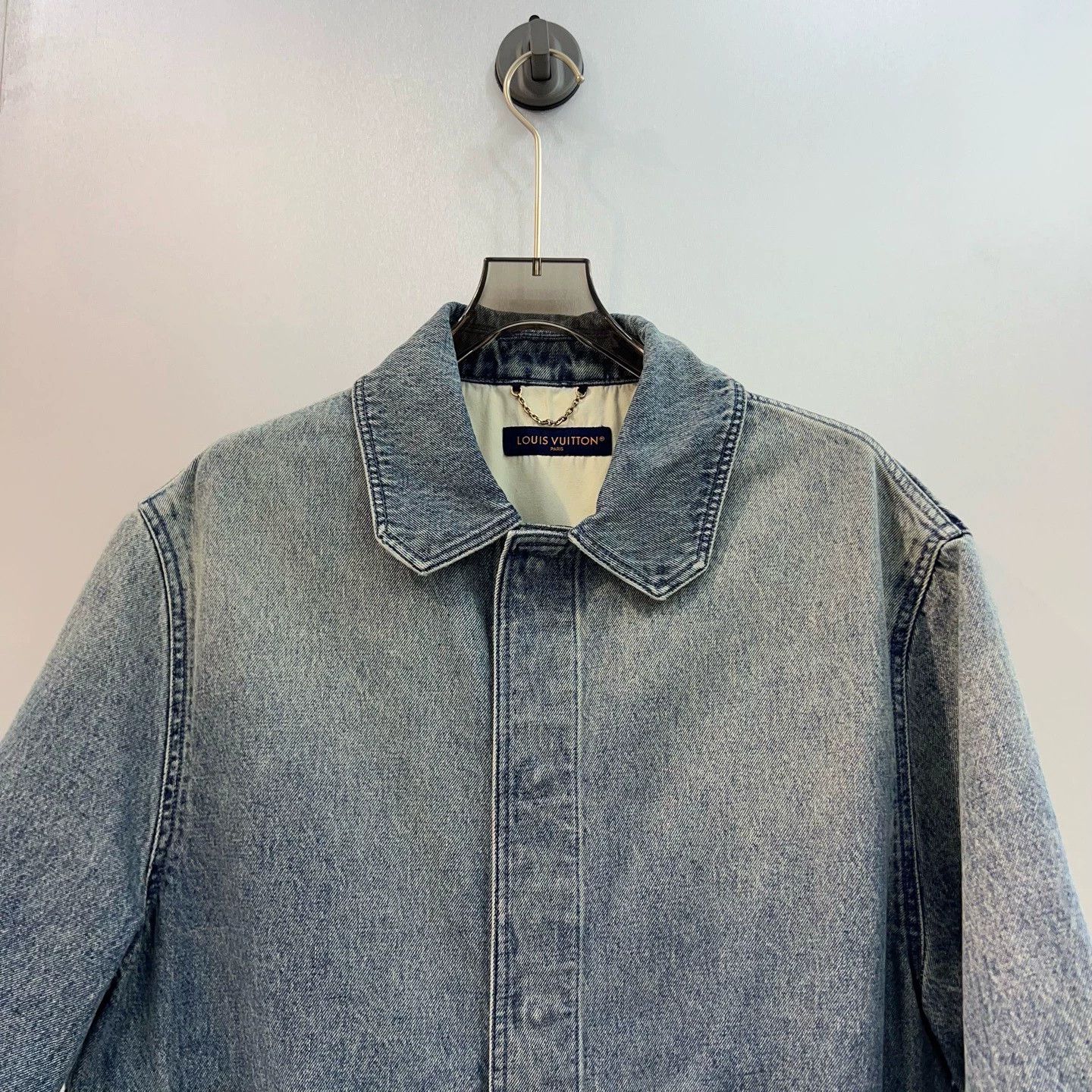 Louis Vuitton 【LV】New Louis Vuitton Lumberjack Cardigan Short Sleeve Size US XL / EU 56 / 4 - 3 Thumbnail