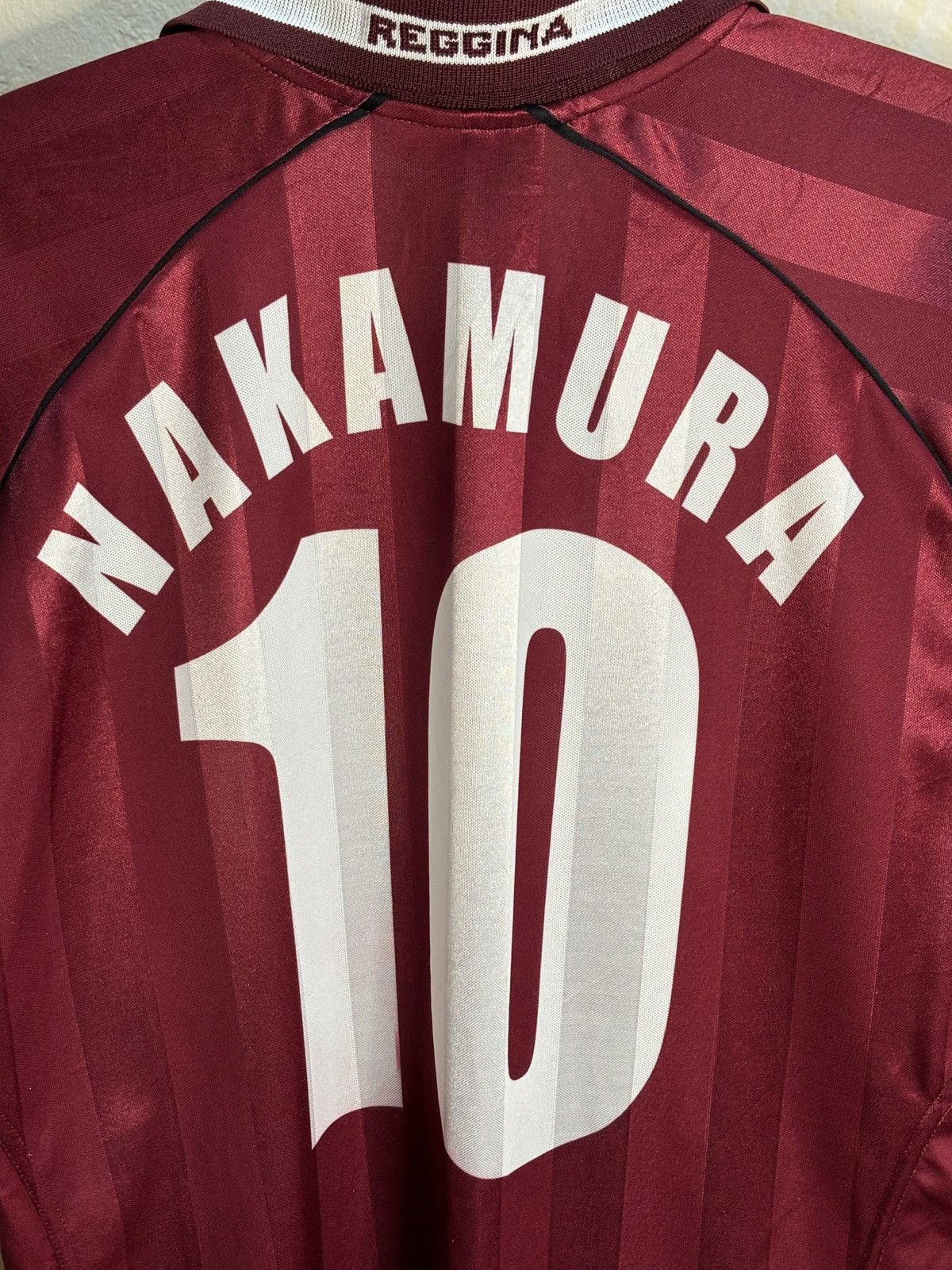 Asics Vintage Reggina 02/03 Home kit Nakamura Size US L / EU 52-54 / 3 - 6 Thumbnail