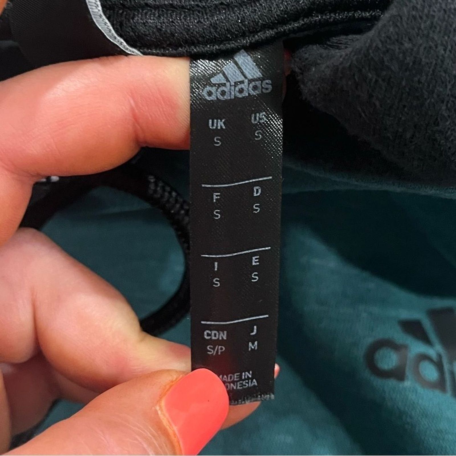 Adidas Adidas Sweatshirt Hoodie Logo Print Pockets Colorblock S Size S / US 4 / IT 40 - 5 Thumbnail
