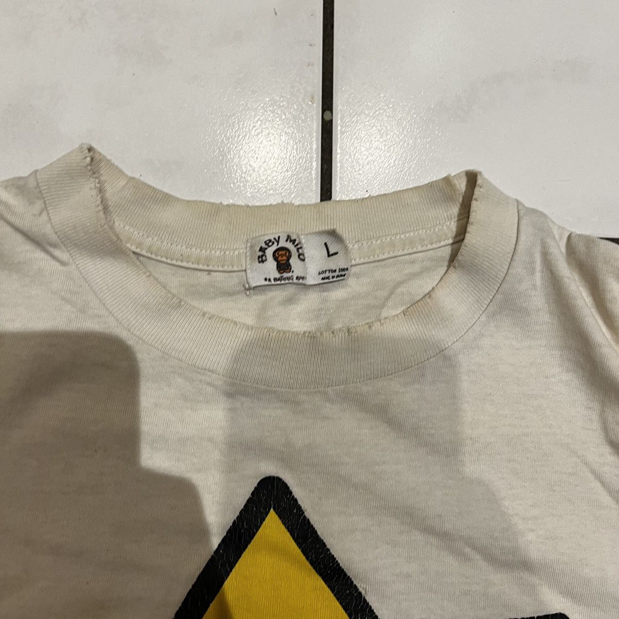 Bape × Kaws BAPE x KAWS Baby Milo Star T-Shirt White Graphic Tee Size US L / EU 52-54 / 3 - 3 Thumbnail