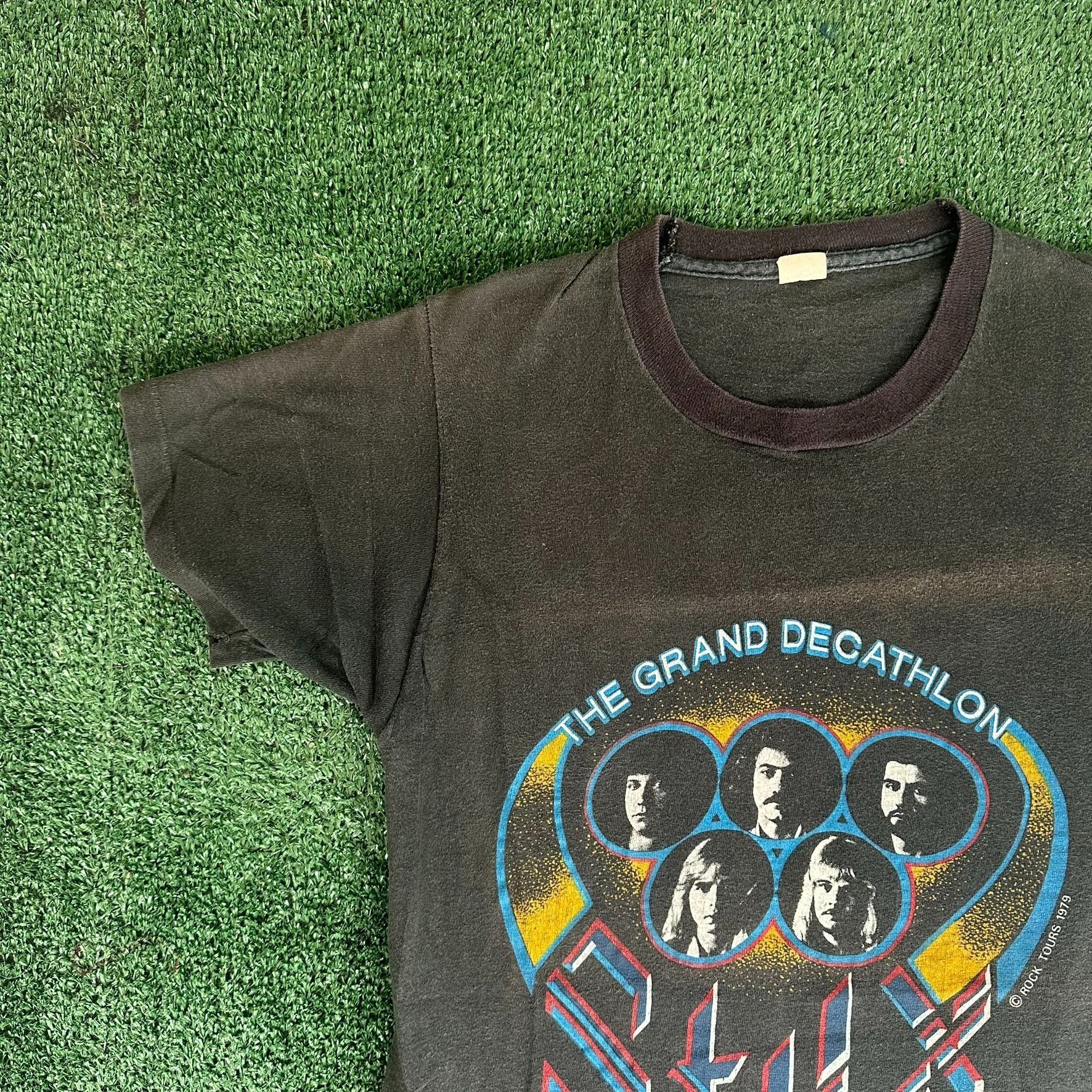 Band Tees Vintage 70s Styx Decathlon T-Shirt 1979 Tour Rock Band Tee Size US S / EU 44-46 / 1 - 4 Thumbnail