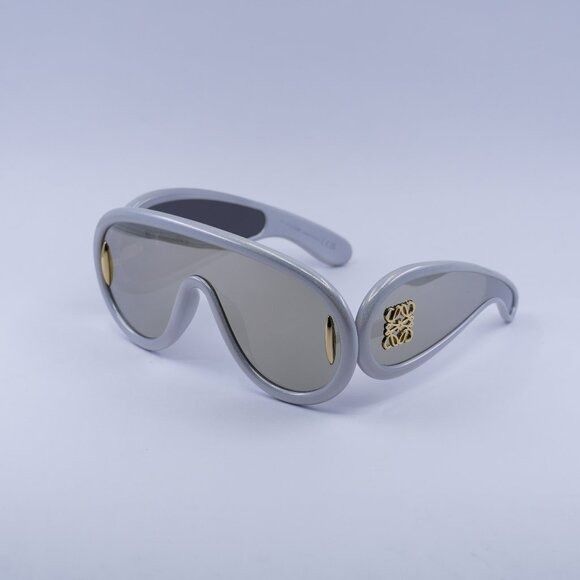 Loewe Loewe LW40108I 24C Sunglasses Light Grey/Gold Shield Frame Size ONE SIZE - 1 Thumbnail
