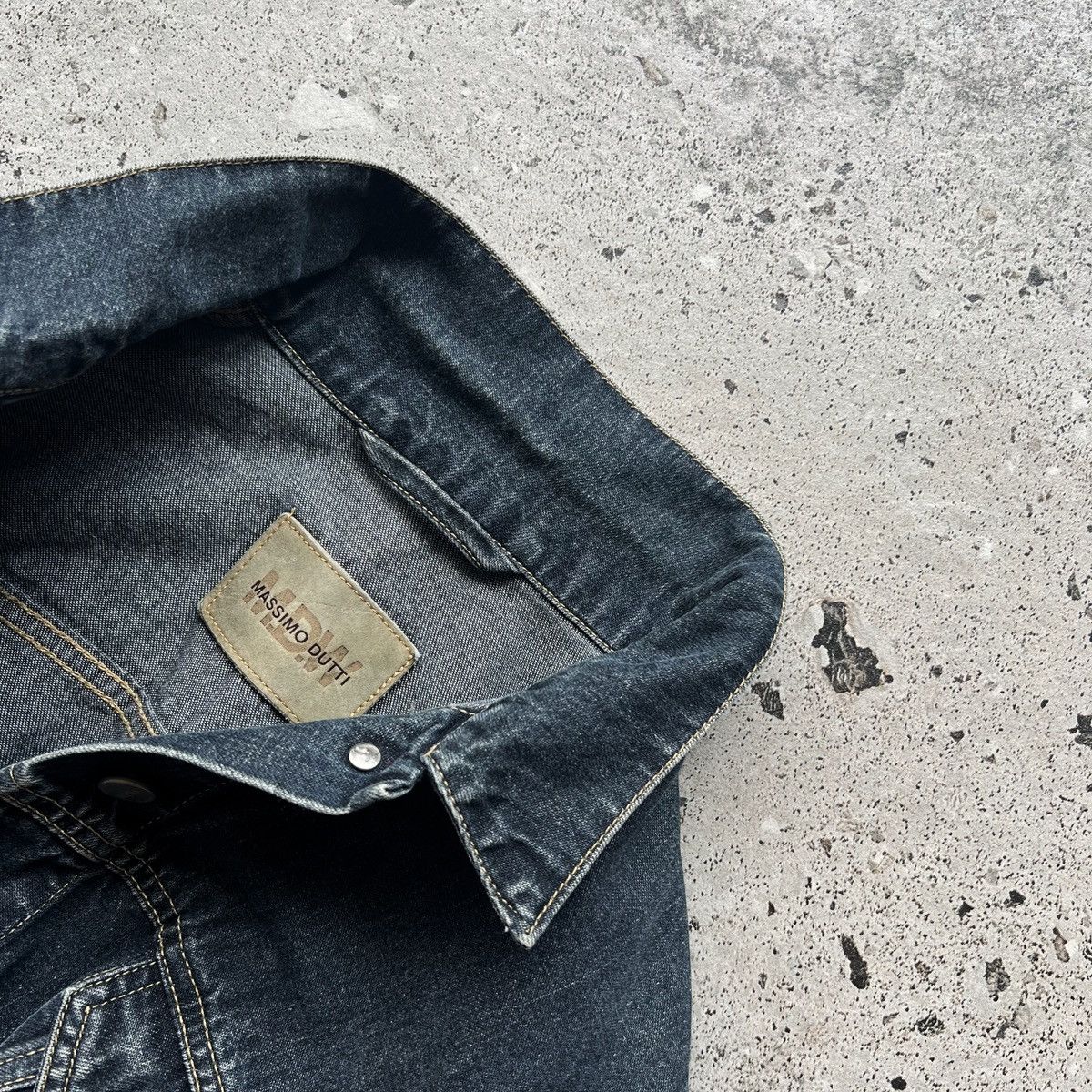 Massimo Dutti × Vintage Massimo Dutti Men’s Vintage Blue Long Sleeve Denim Jacket Size US S / EU 44-46 / 1 - 9 Thumbnail