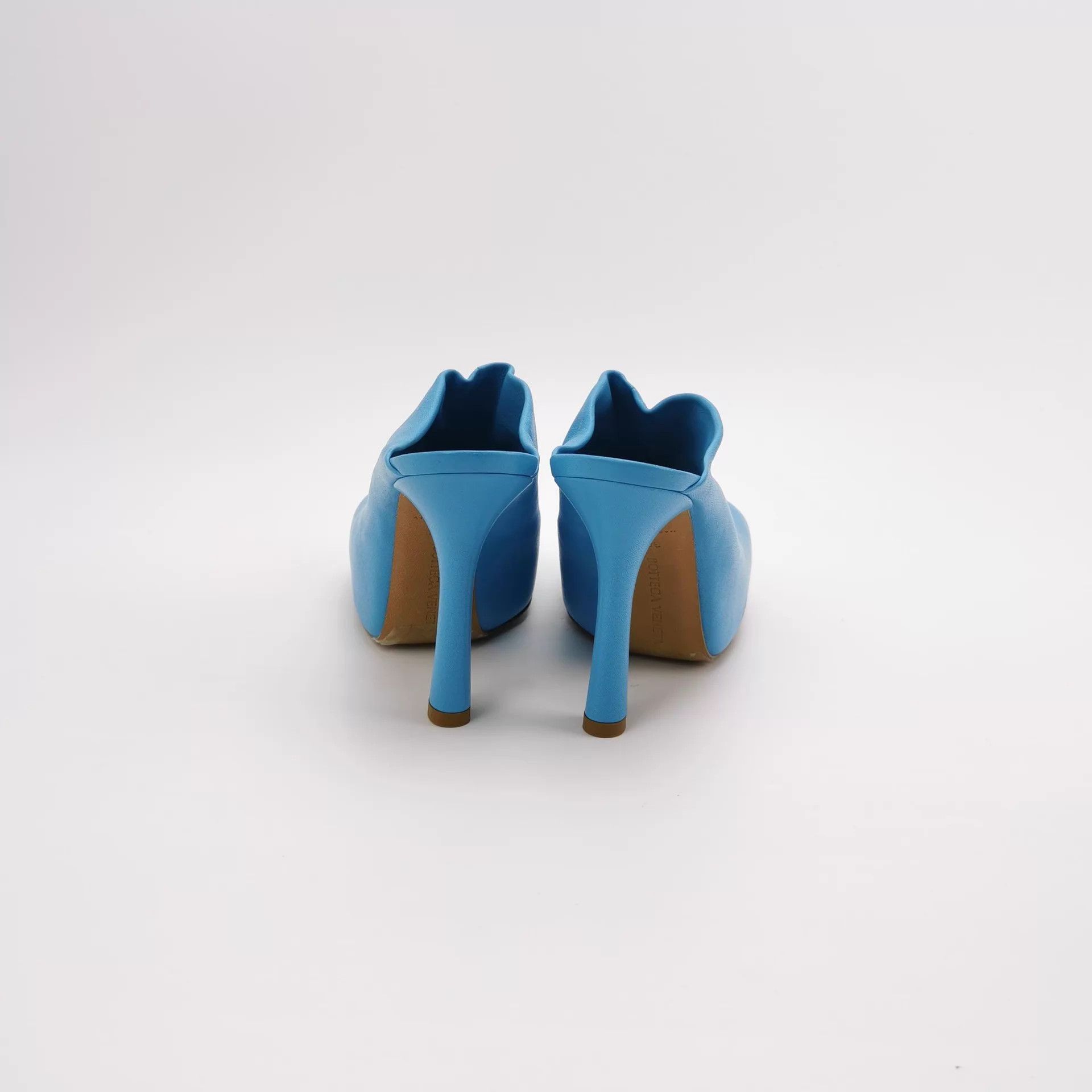 Bottega Veneta Bottega Veneta heeled mule 36.5 Size US 6 / IT 36 - 2 Thumbnail
